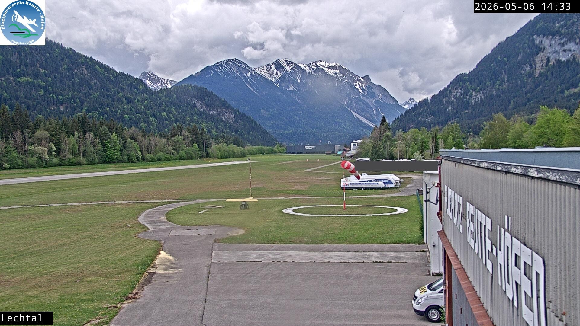 Archiv Foto Webcam Flugplatz Höfen, Tirol