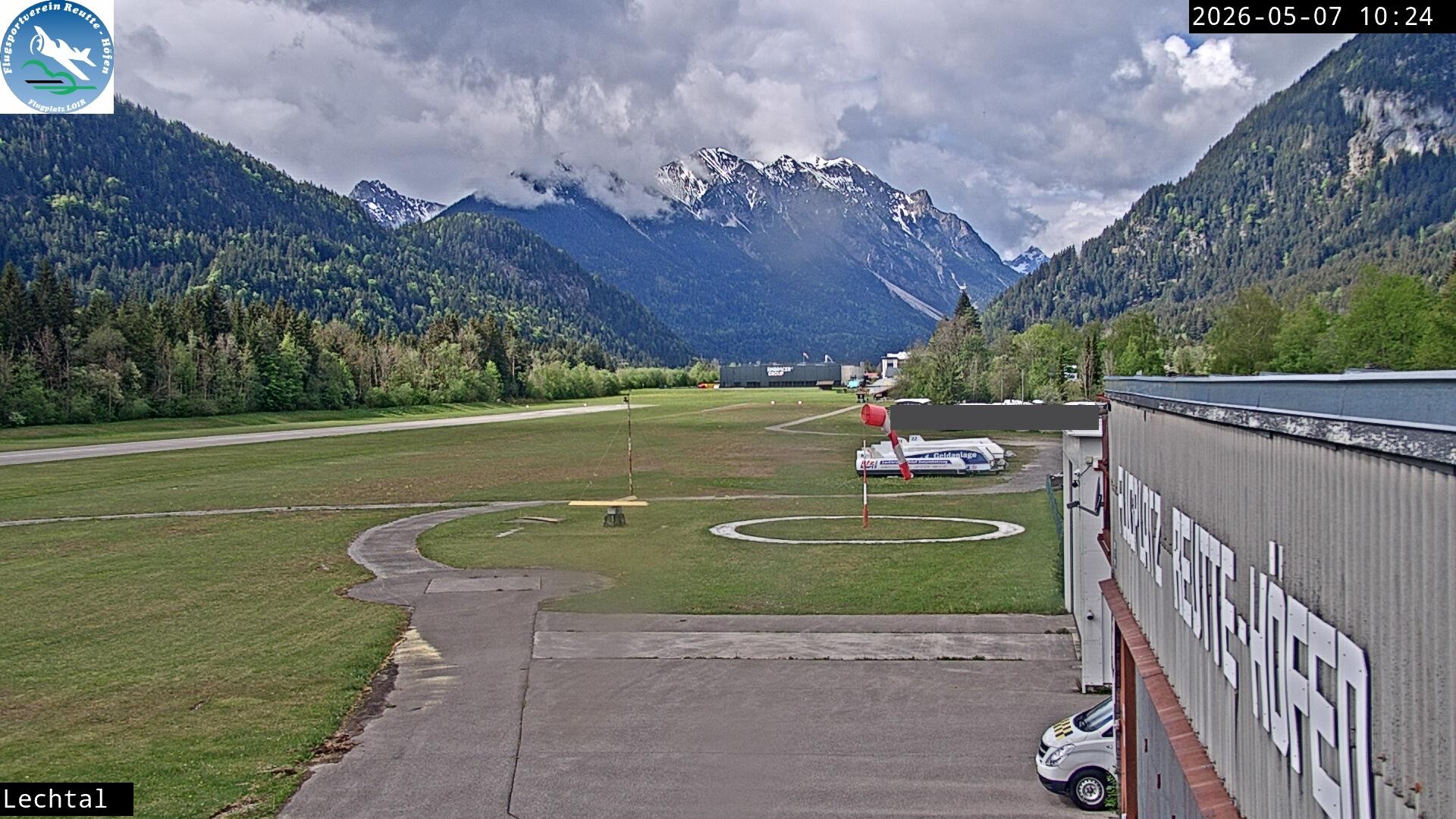 Archiv Foto Webcam Flugplatz Höfen, Tirol