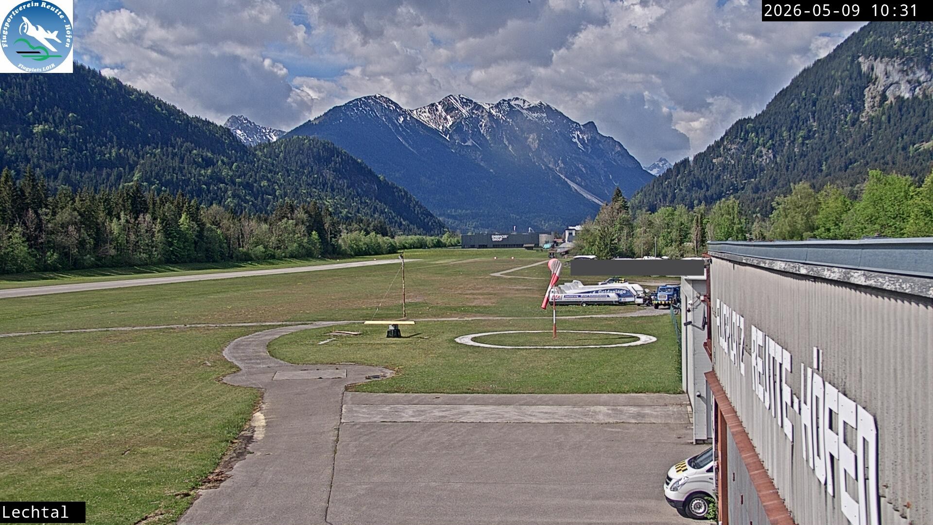 Archiv Foto Webcam Flugplatz Höfen, Tirol
