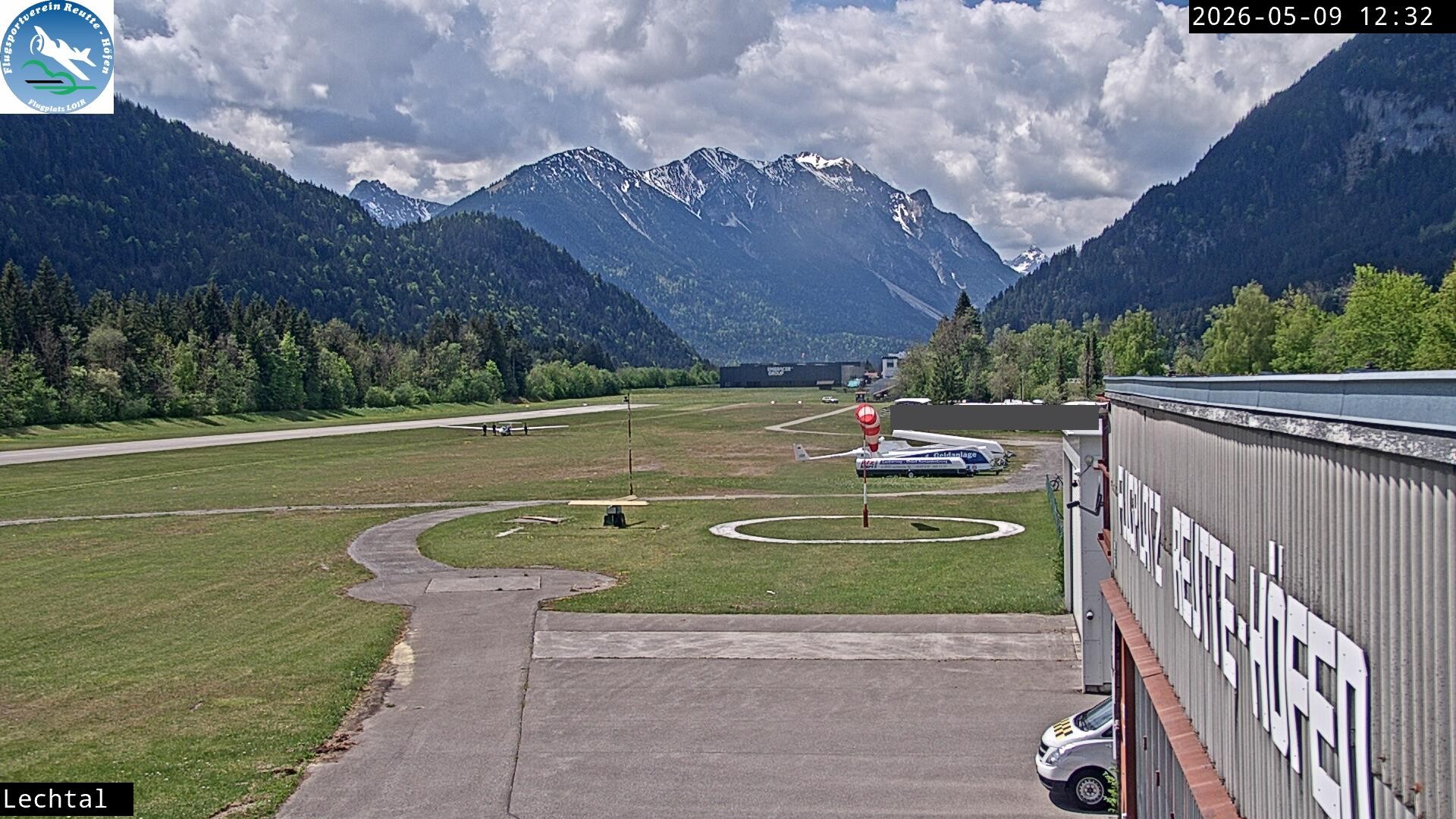 Archiv Foto Webcam Flugplatz Höfen, Tirol