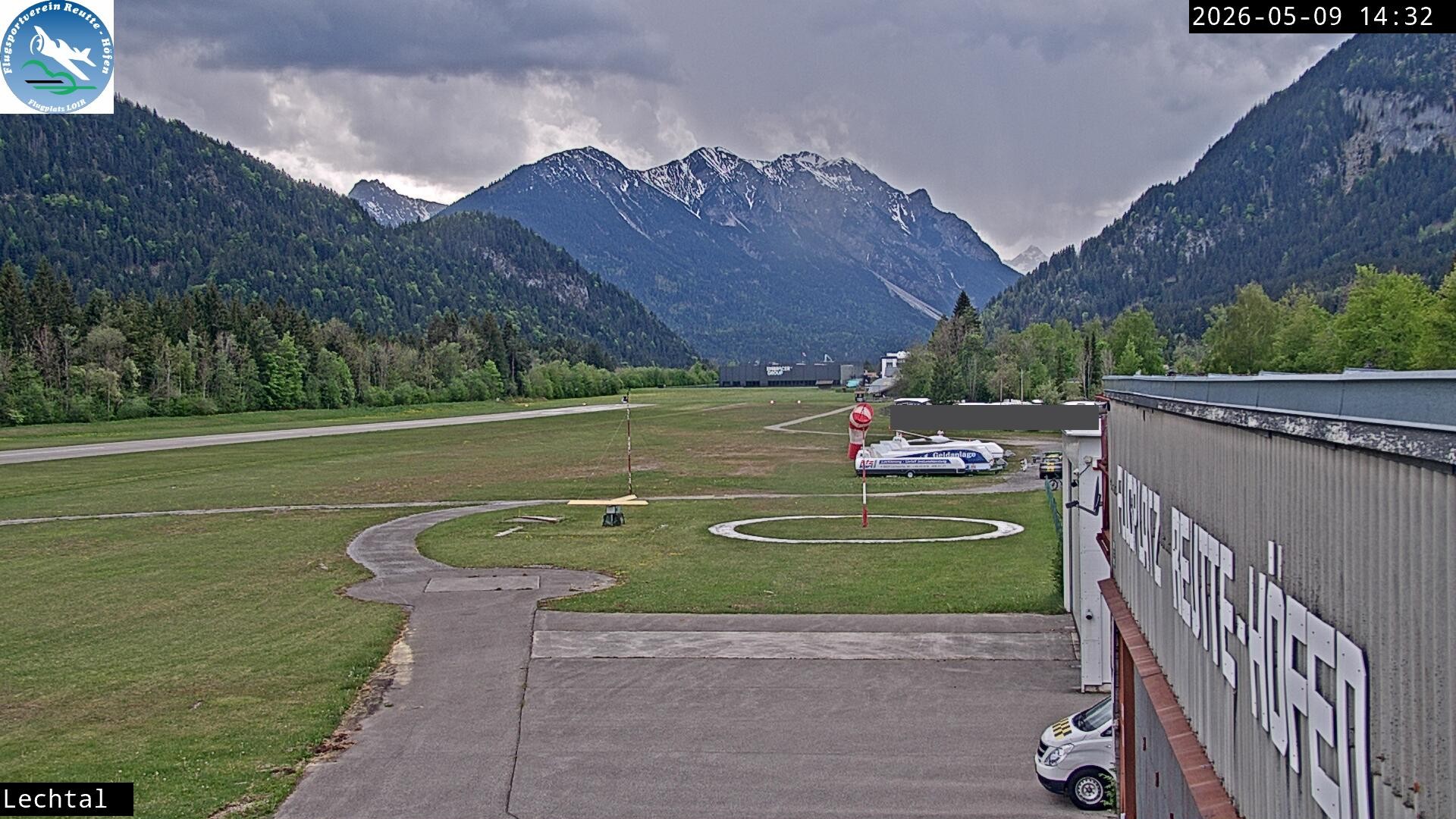 Archiv Foto Webcam Flugplatz Höfen, Tirol