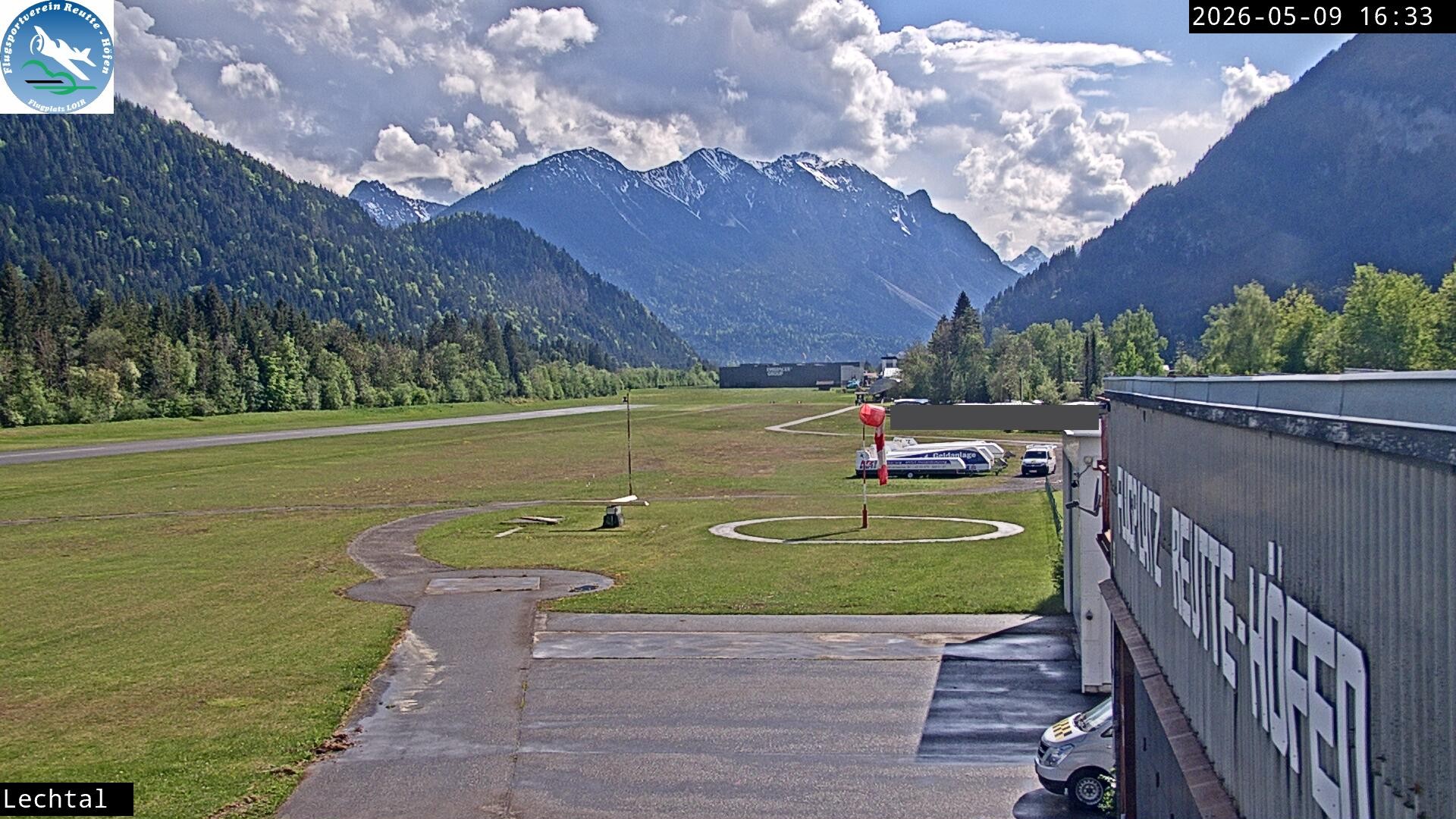 Archiv Foto Webcam Flugplatz Höfen, Tirol