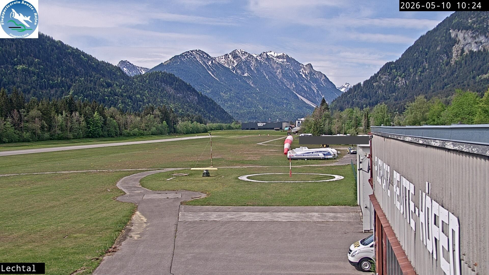 Archiv Foto Webcam Flugplatz Höfen, Tirol