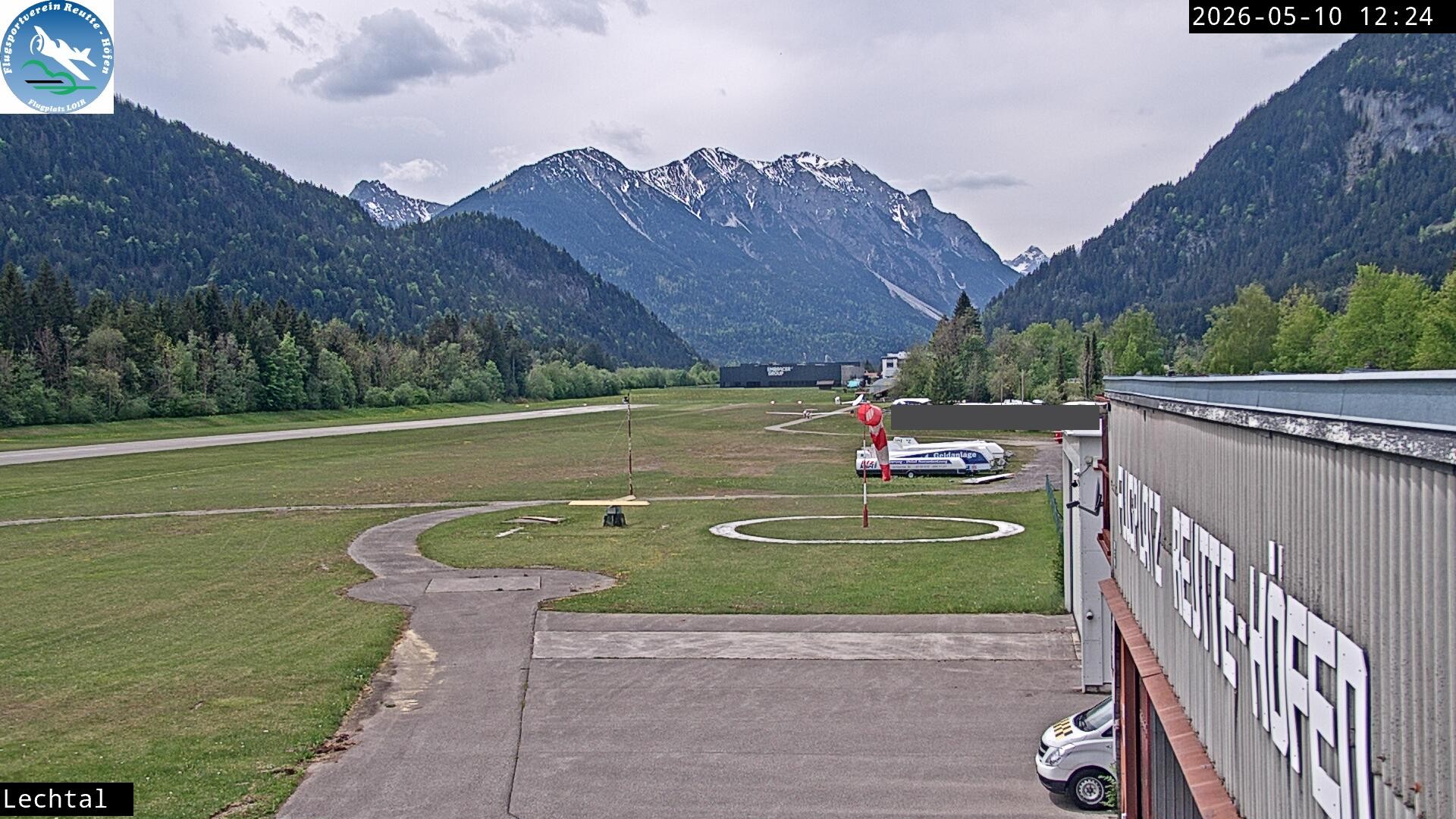 Archiv Foto Webcam Flugplatz Höfen, Tirol