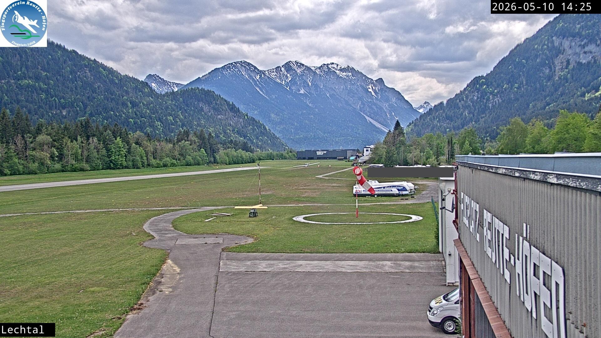 Archiv Foto Webcam Flugplatz Höfen, Tirol