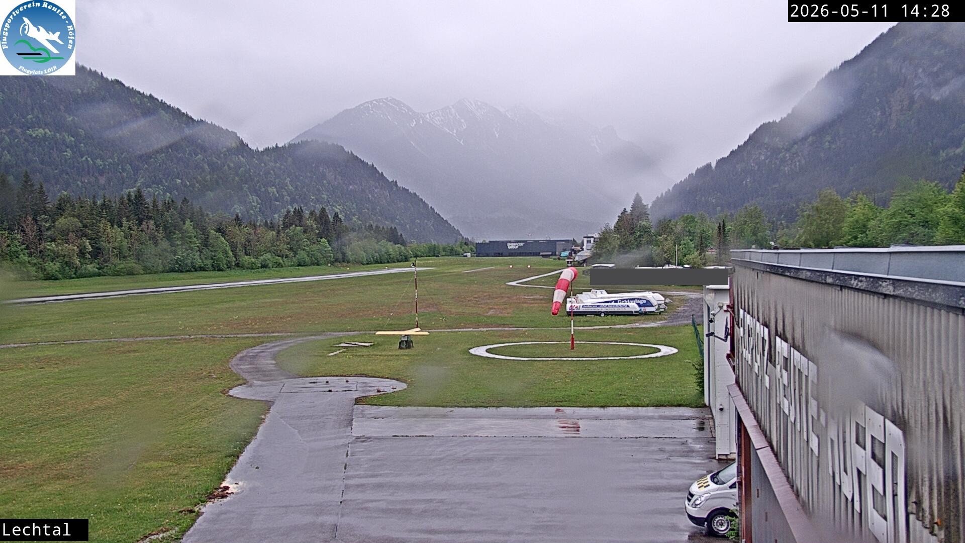 Archived image Webcam Hoefen airport, Tyrol