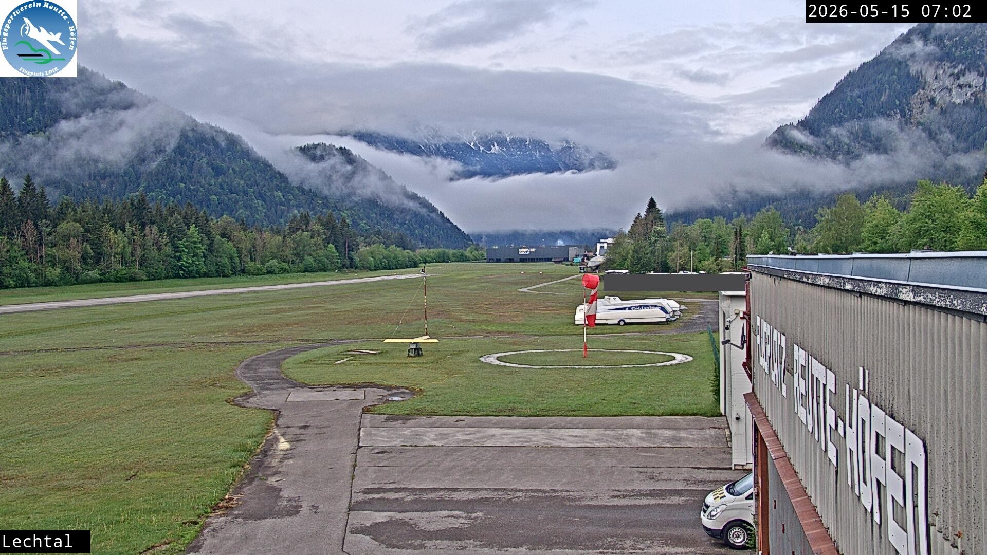 Archived image Webcam Hoefen airport, Tyrol