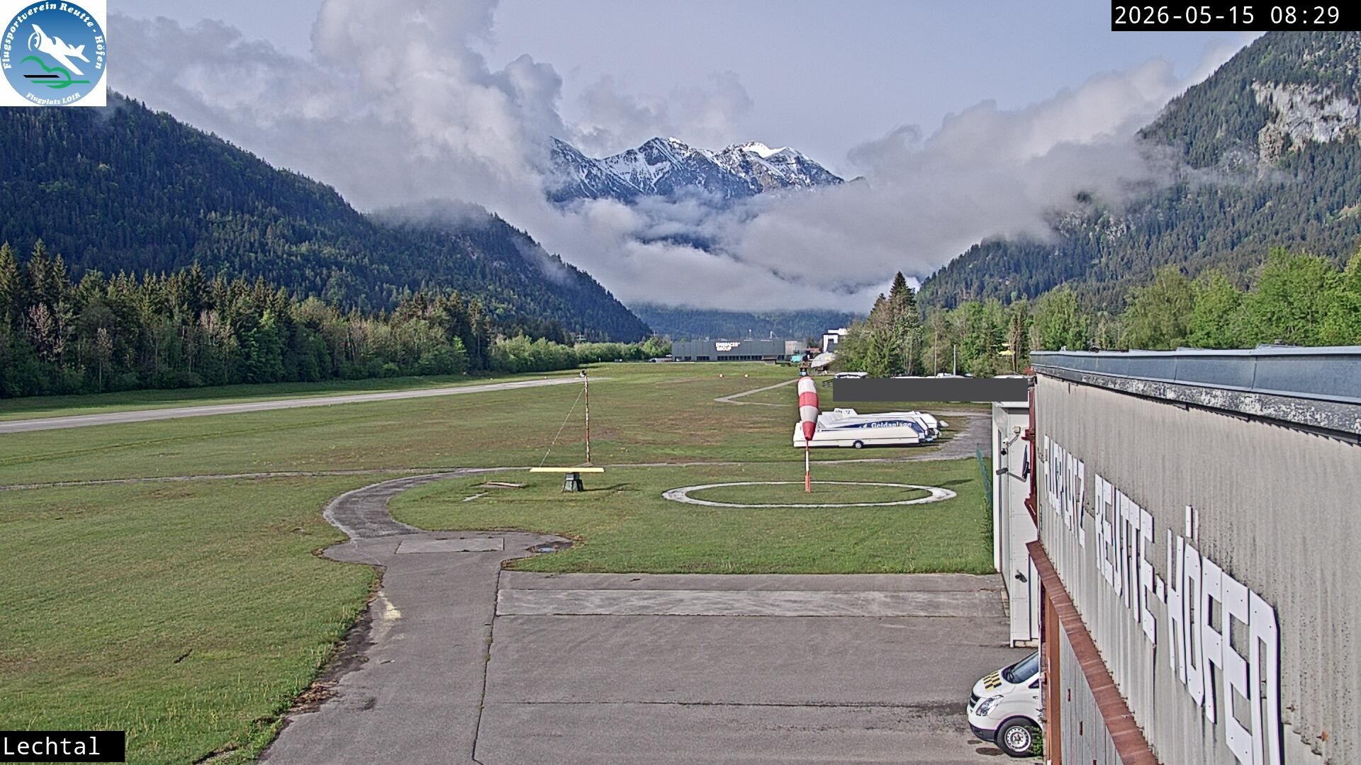 Archived image Webcam Hoefen airport, Tyrol