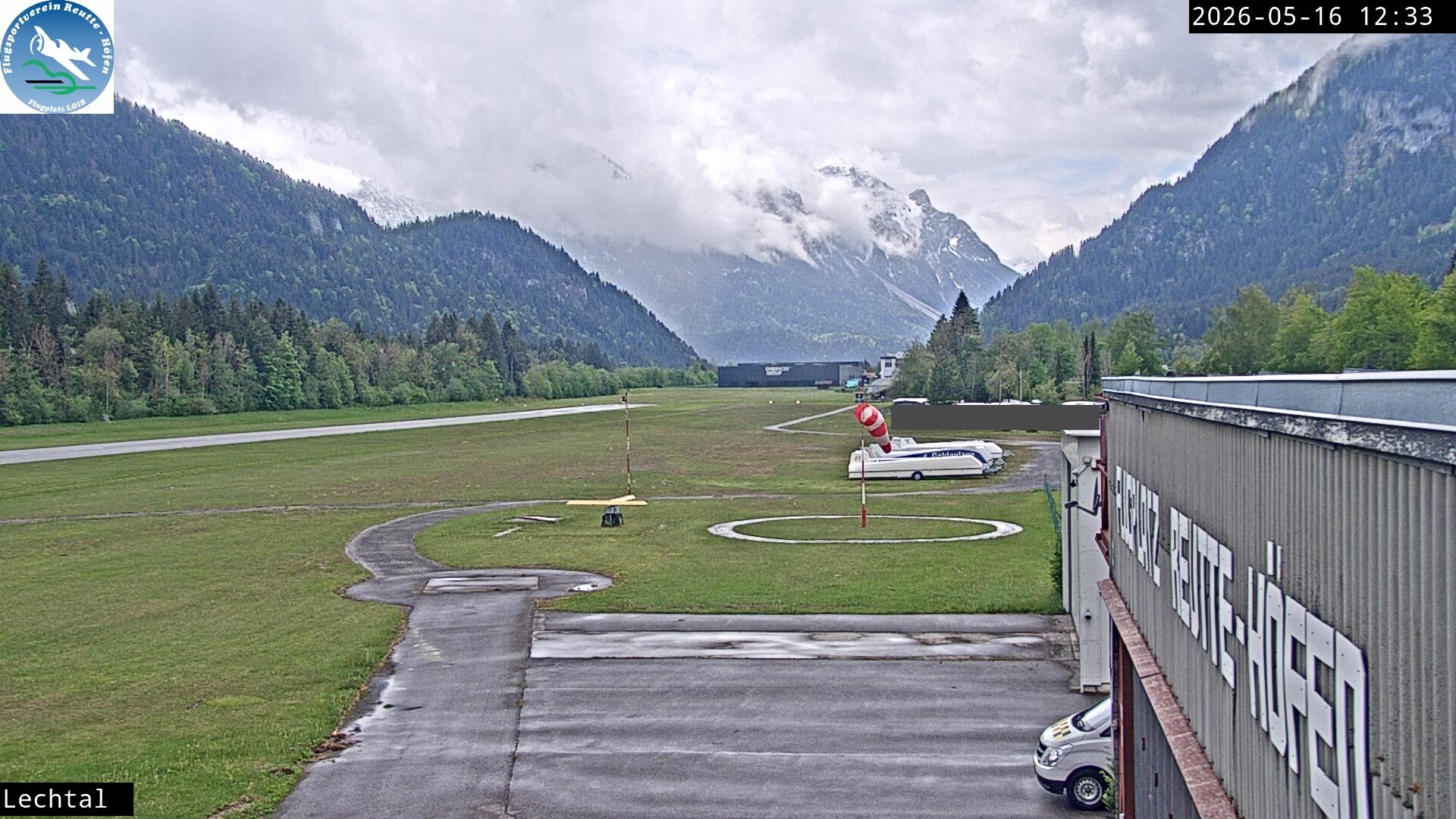 Archiv Foto Webcam Flugplatz Höfen, Tirol