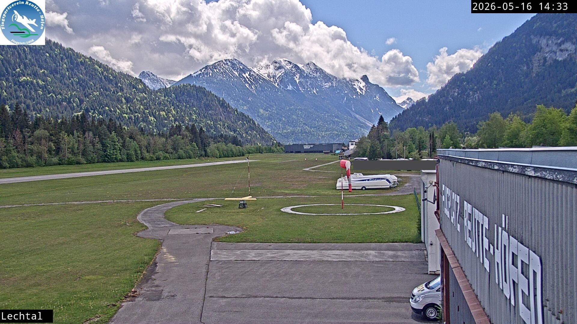 Archiv Foto Webcam Flugplatz Höfen, Tirol