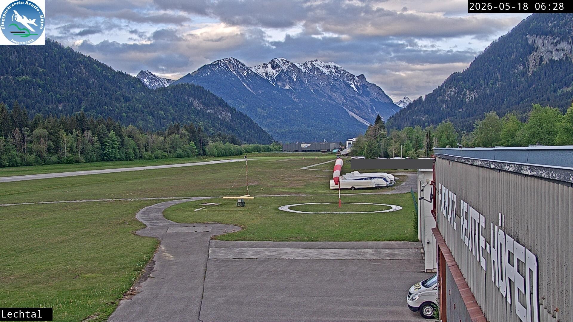 Archiv Foto Webcam Flugplatz Höfen, Tirol