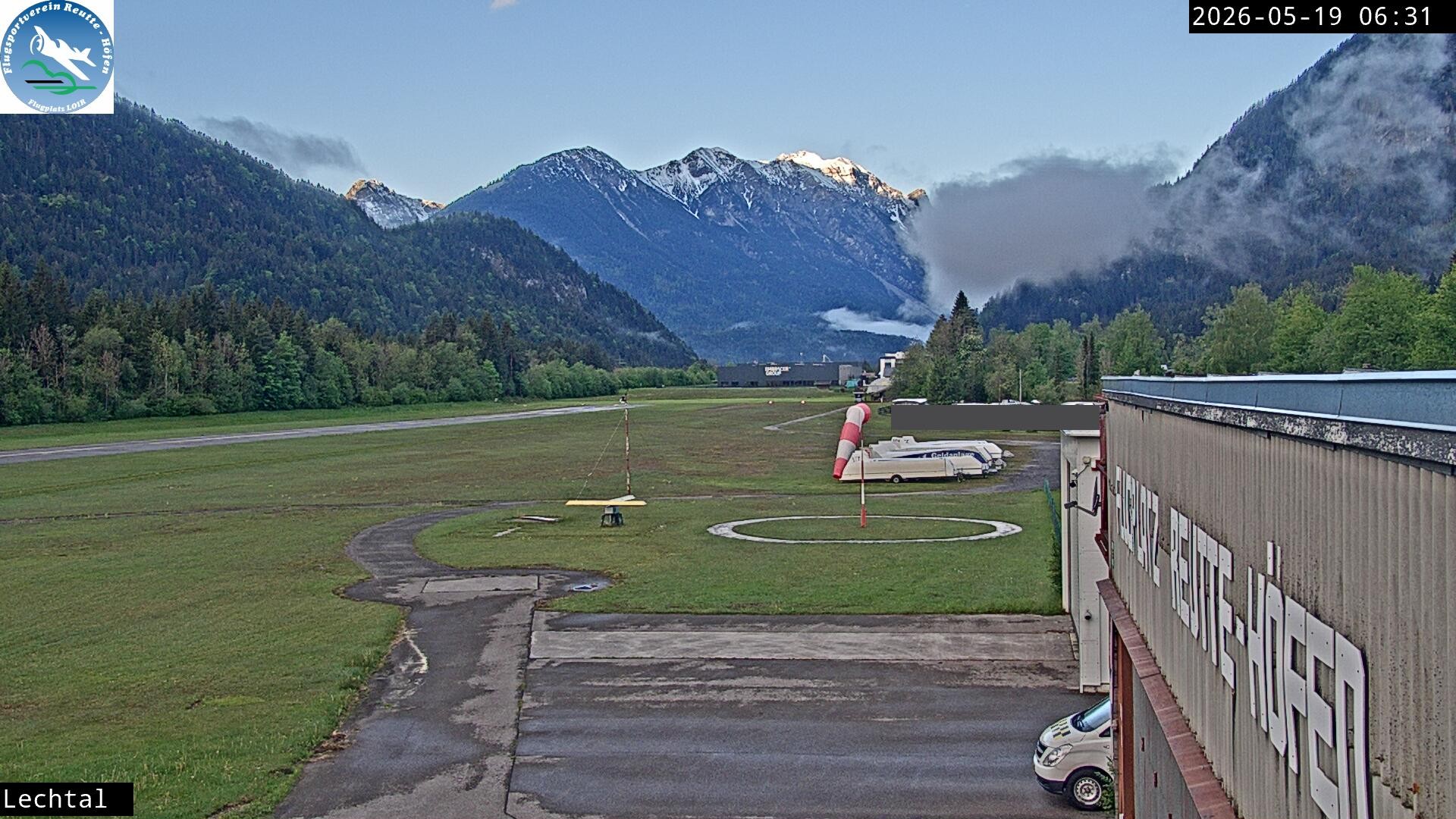 Archiv Foto Webcam Flugplatz Höfen, Tirol