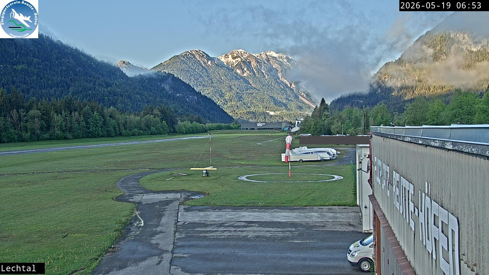 Archiv Foto Webcam Flugplatz Höfen, Tirol