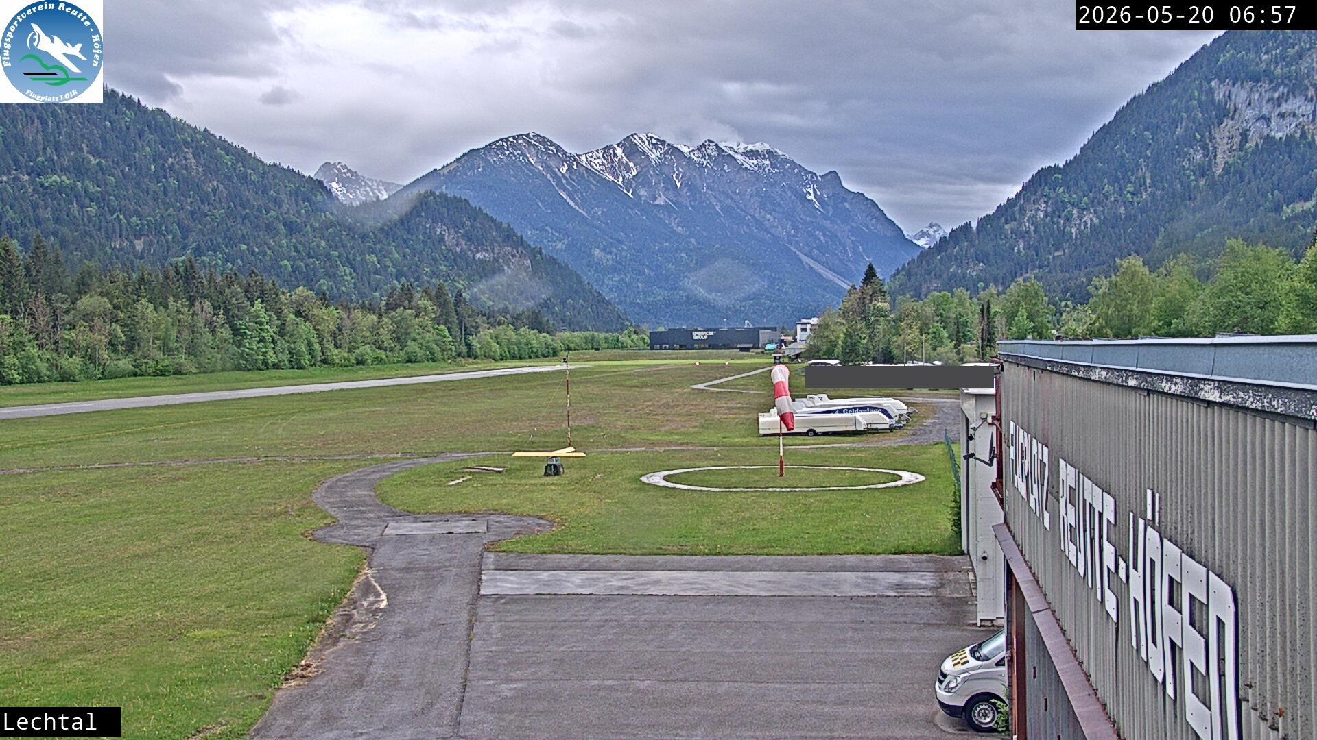 Archiv Foto Webcam Flugplatz Höfen, Tirol