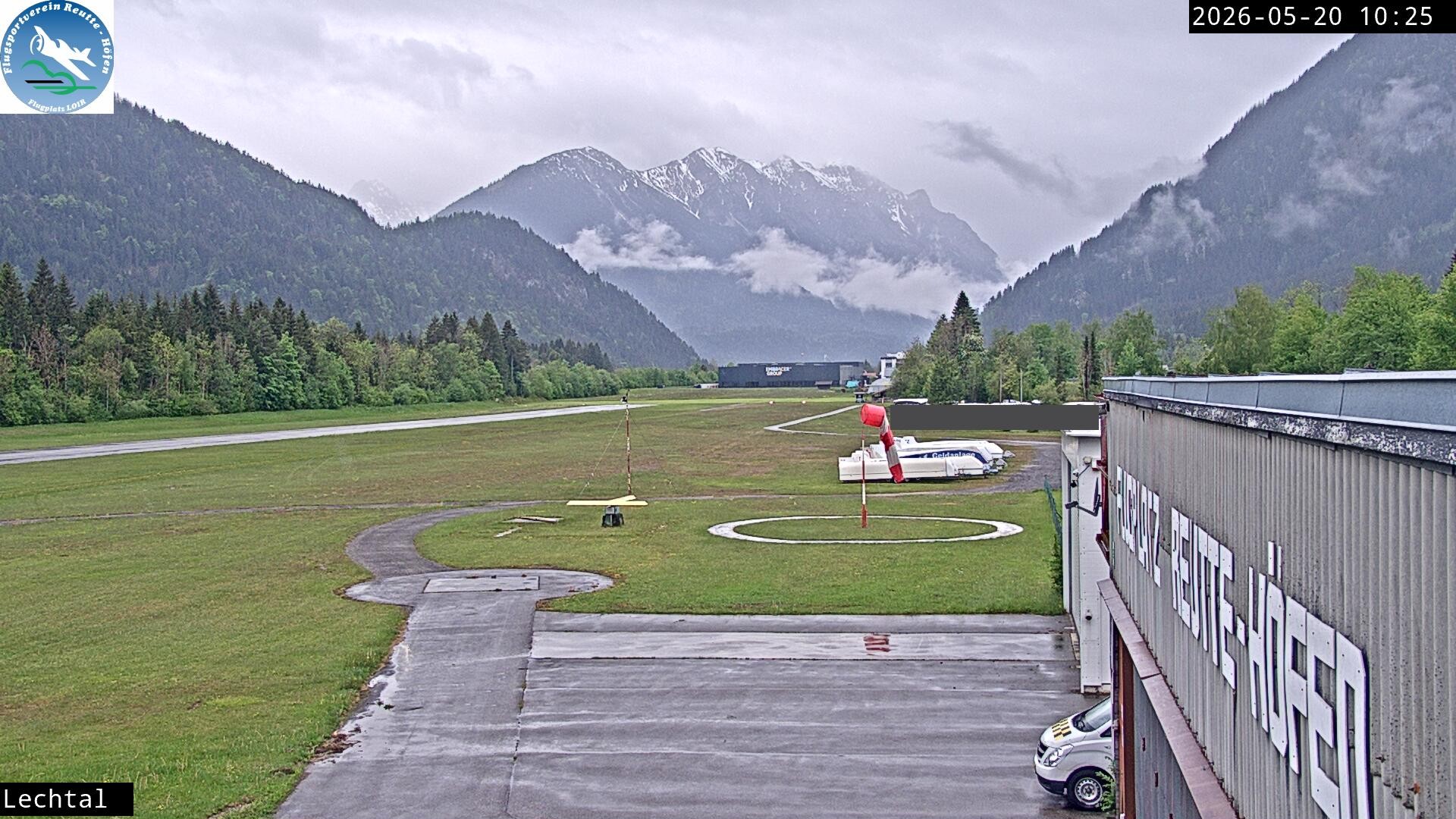Archiv Foto Webcam Flugplatz Höfen, Tirol