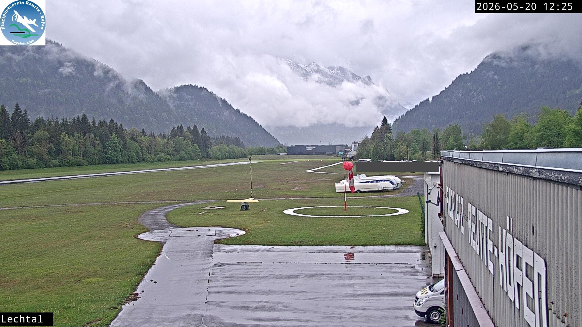 Archiv Foto Webcam Flugplatz Höfen, Tirol