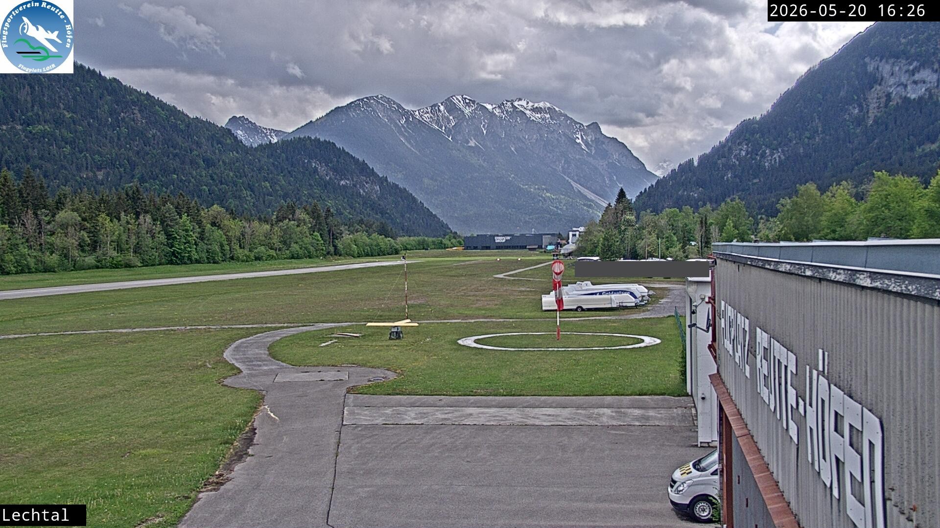 Archiv Foto Webcam Flugplatz Höfen, Tirol