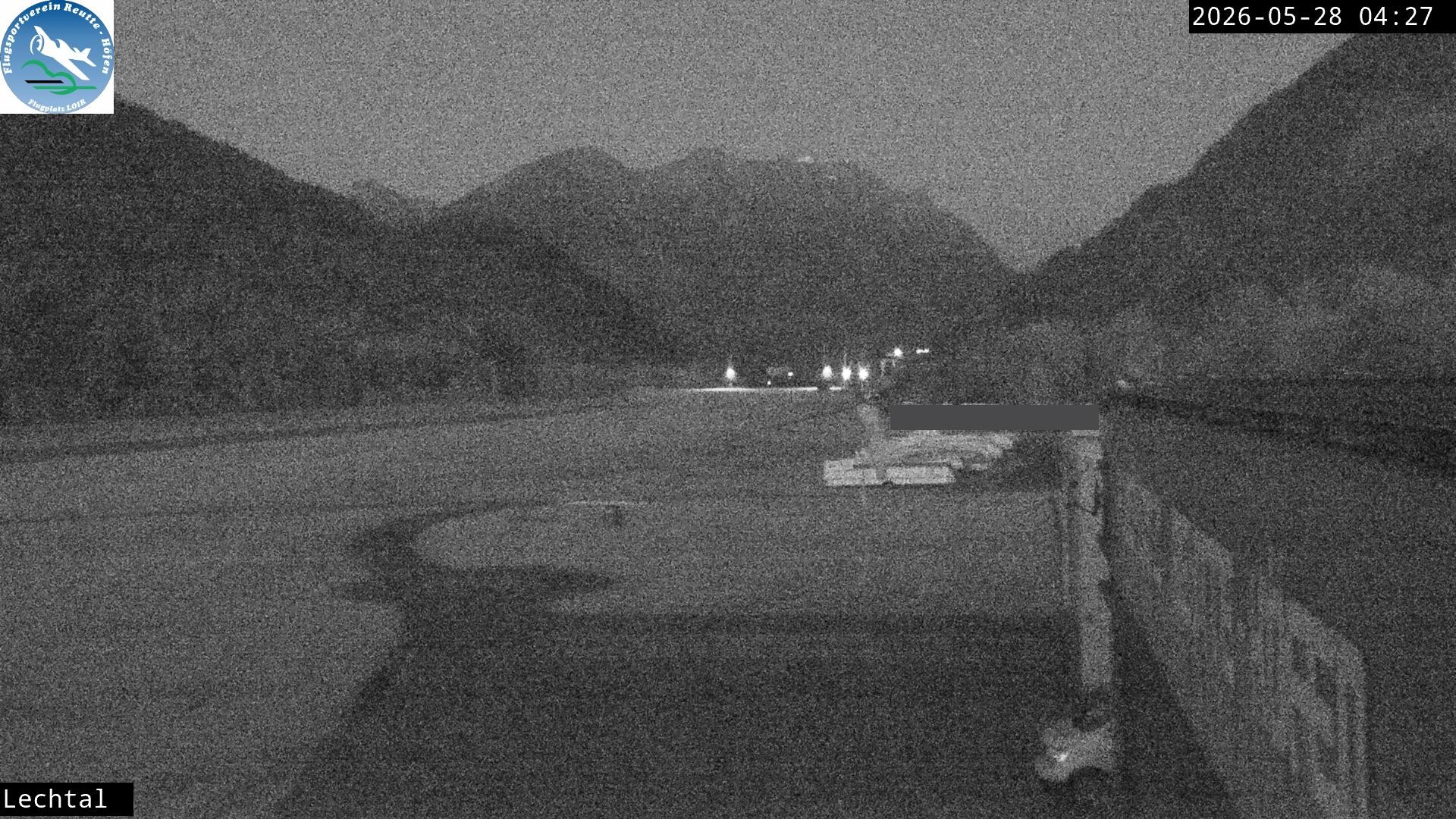Archived image Webcam Hoefen airport, Tyrol