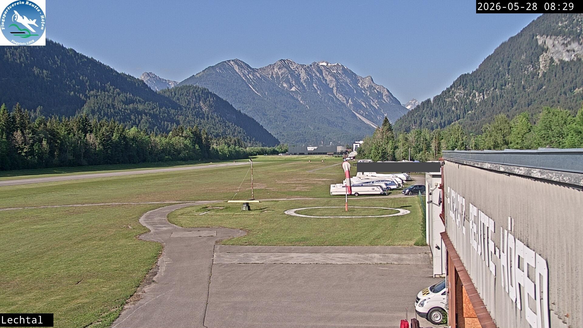 Archived image Webcam Hoefen airport, Tyrol