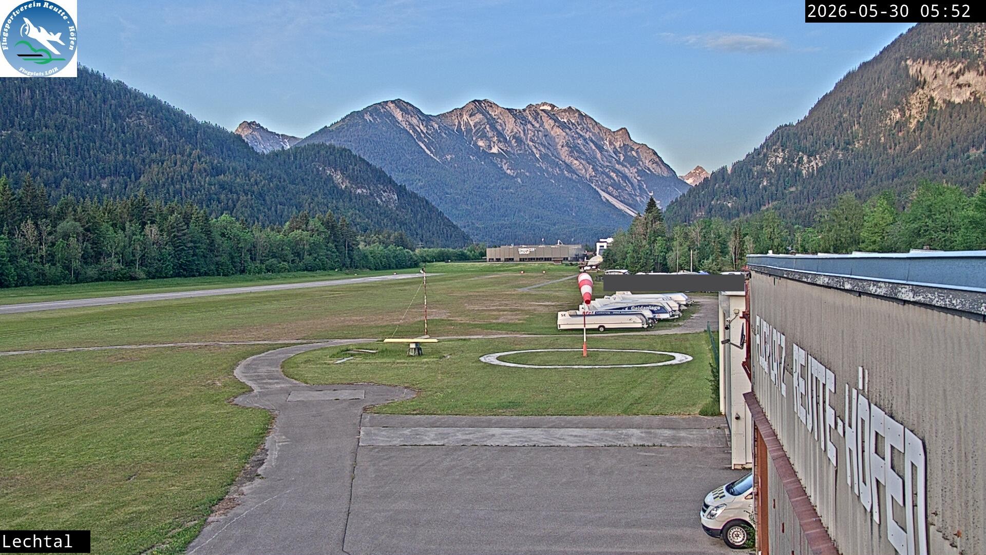 Archiv Foto Webcam Flugplatz Höfen, Tirol
