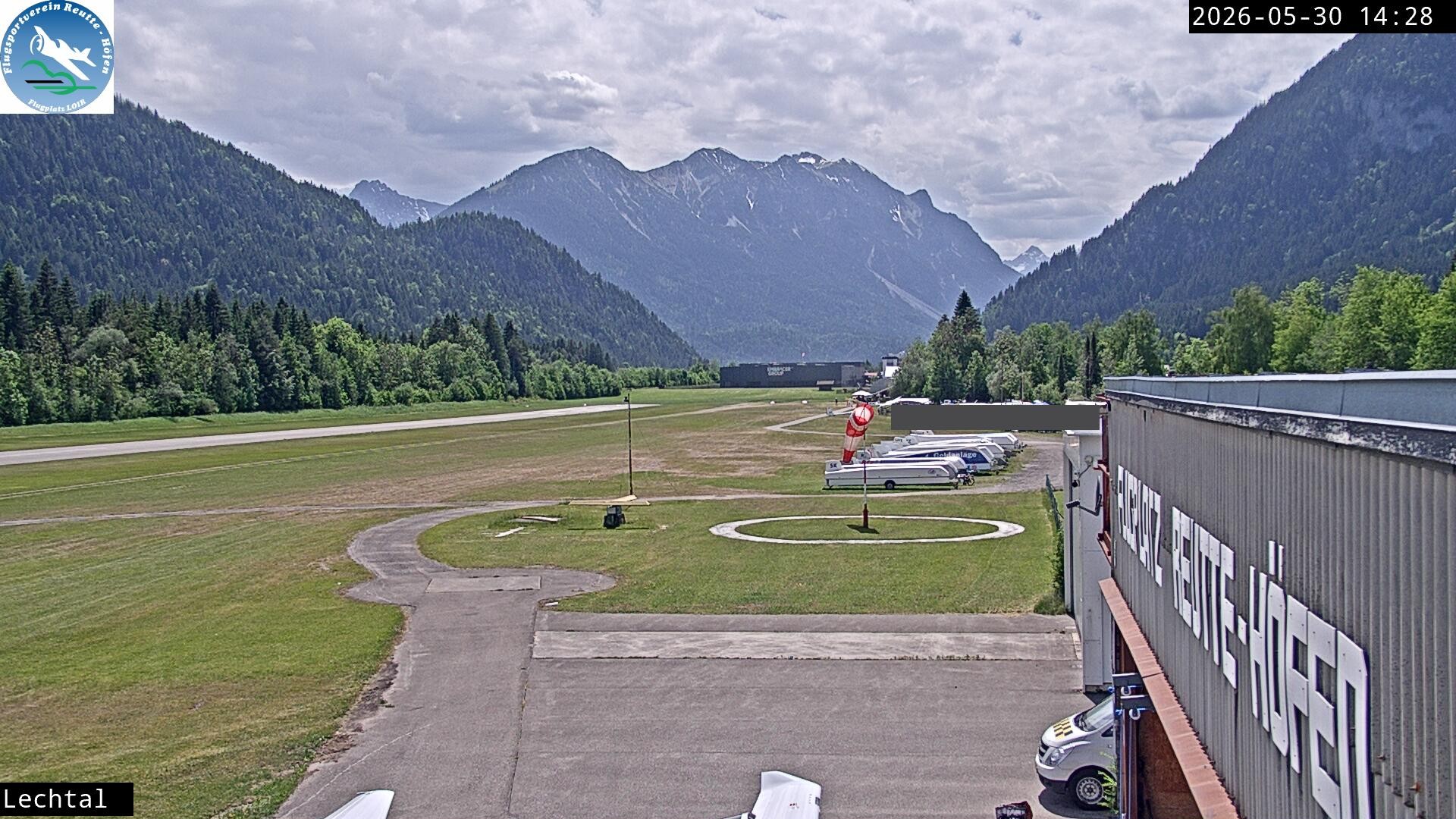 Archiv Foto Webcam Flugplatz Höfen, Tirol