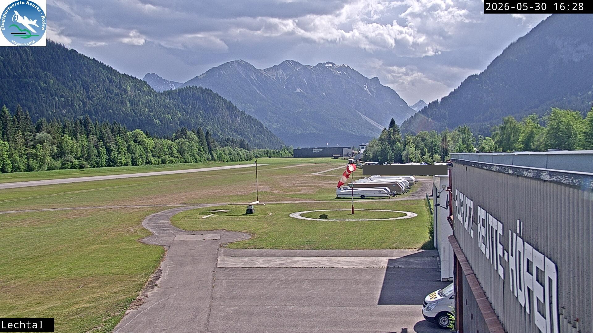 Archiv Foto Webcam Flugplatz Höfen, Tirol