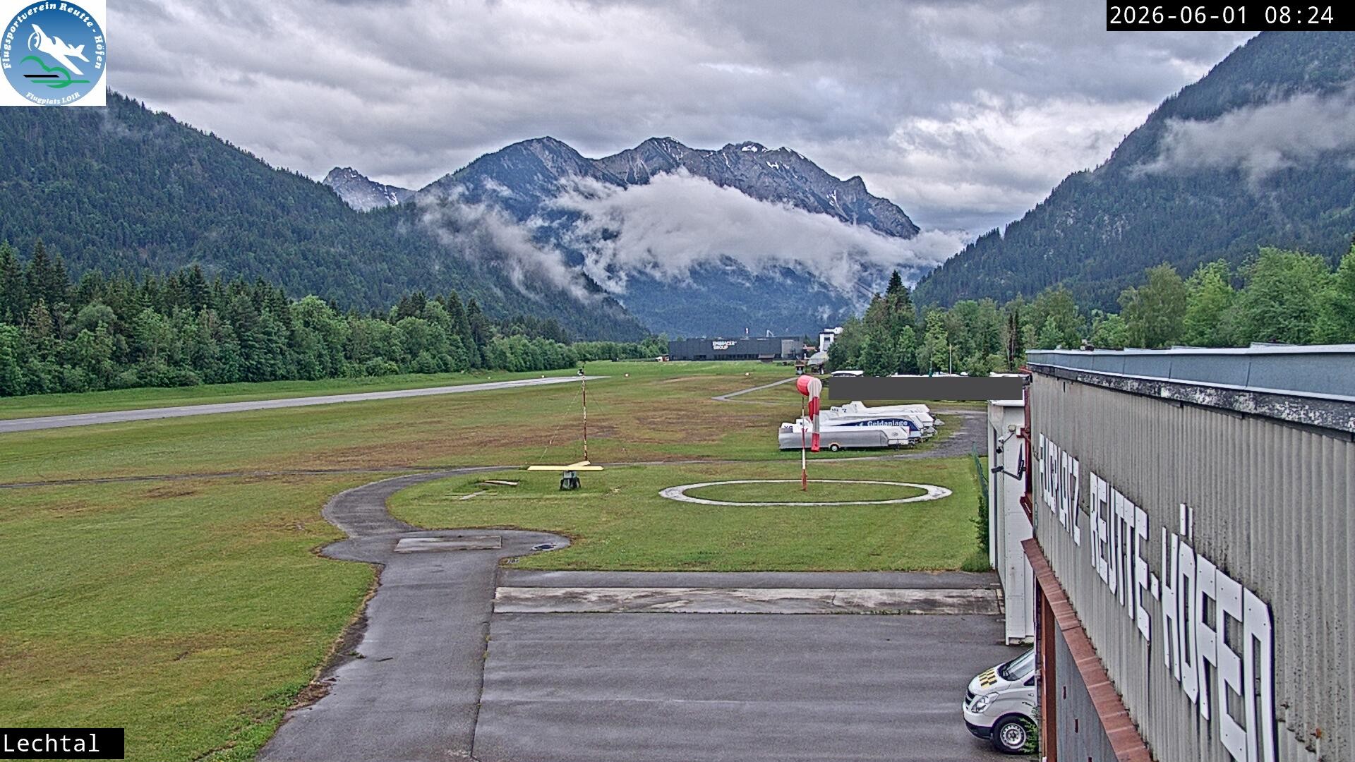 Archiv Foto Webcam Flugplatz Höfen, Tirol
