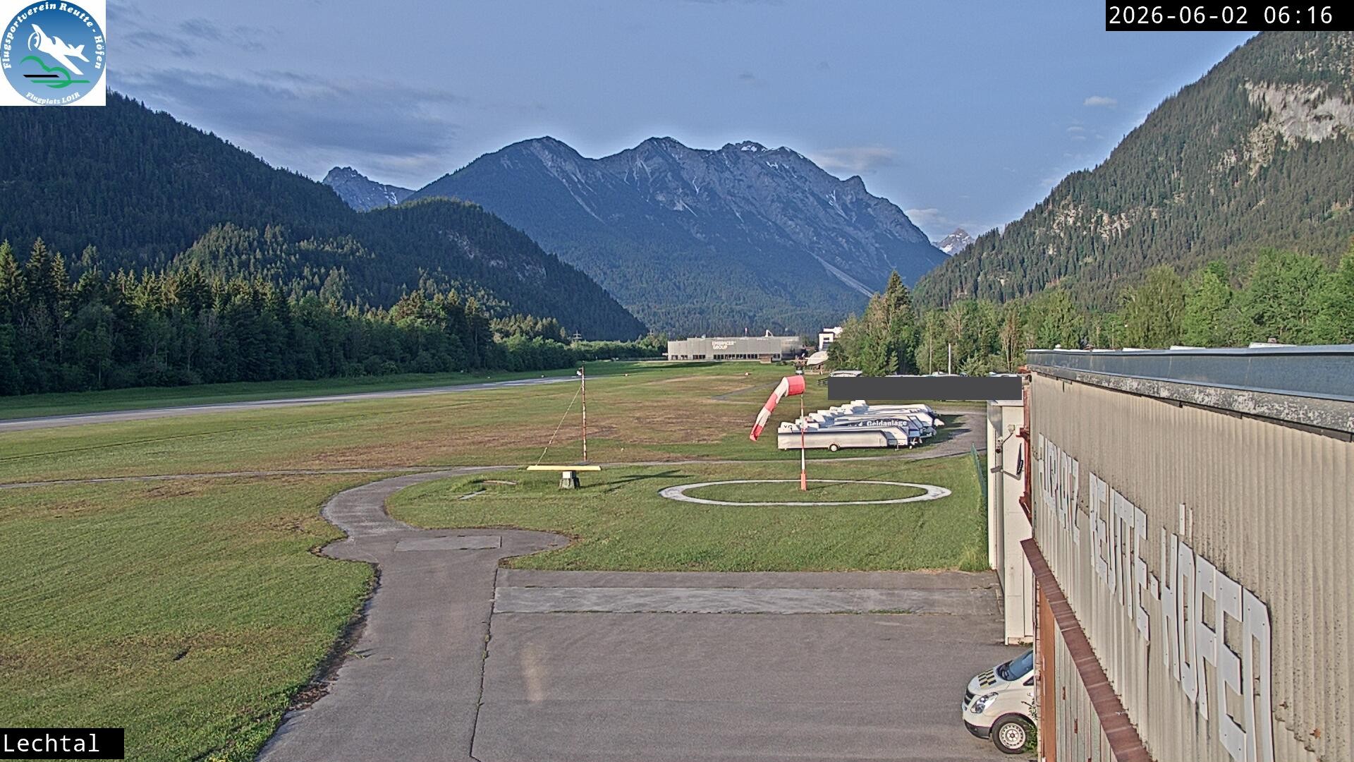 Archiv Foto Webcam Flugplatz Höfen, Tirol