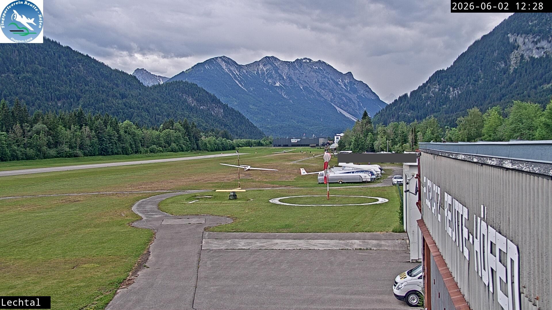Archiv Foto Webcam Flugplatz Höfen, Tirol