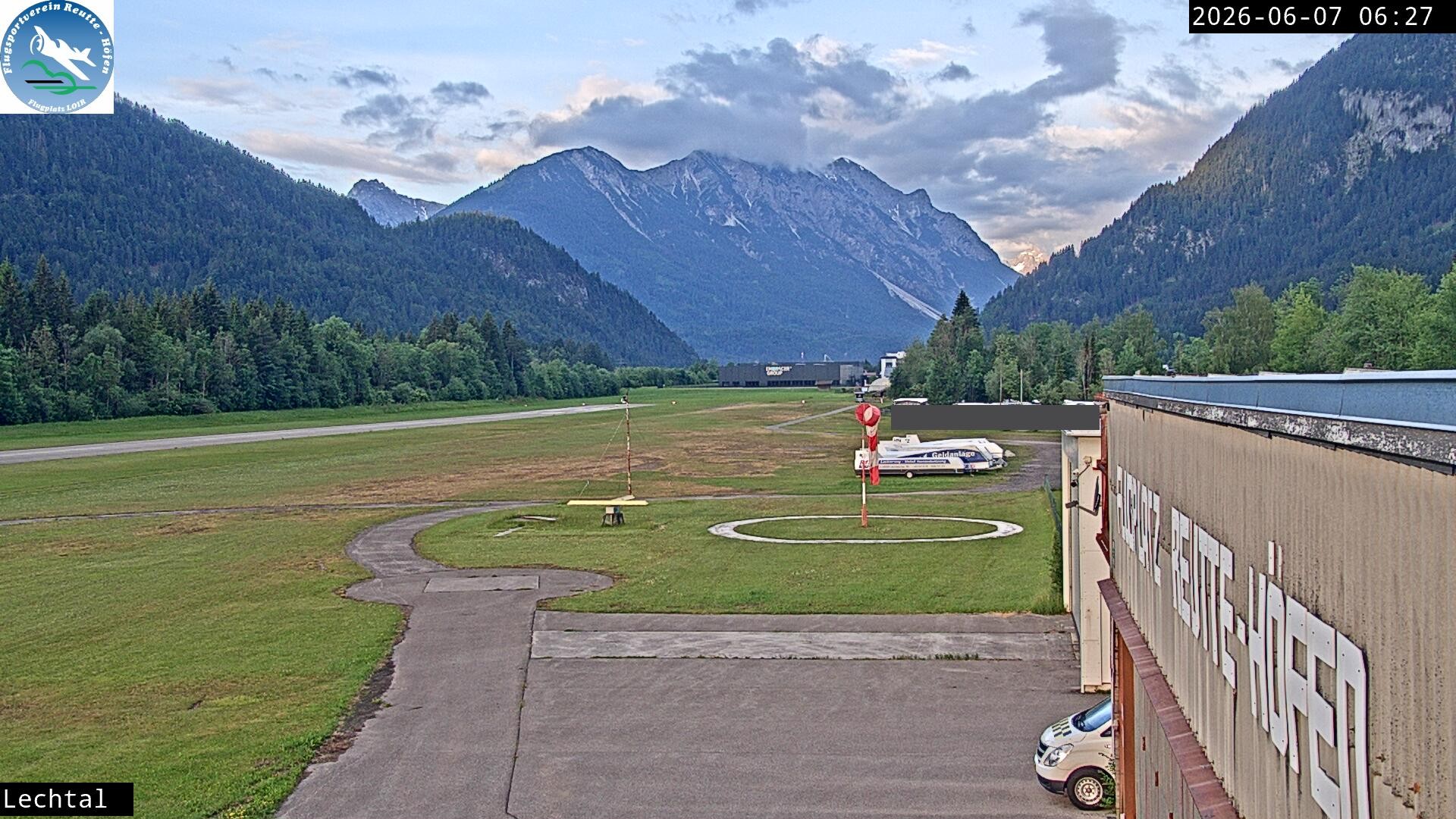 Archiv Foto Webcam Flugplatz Höfen, Tirol