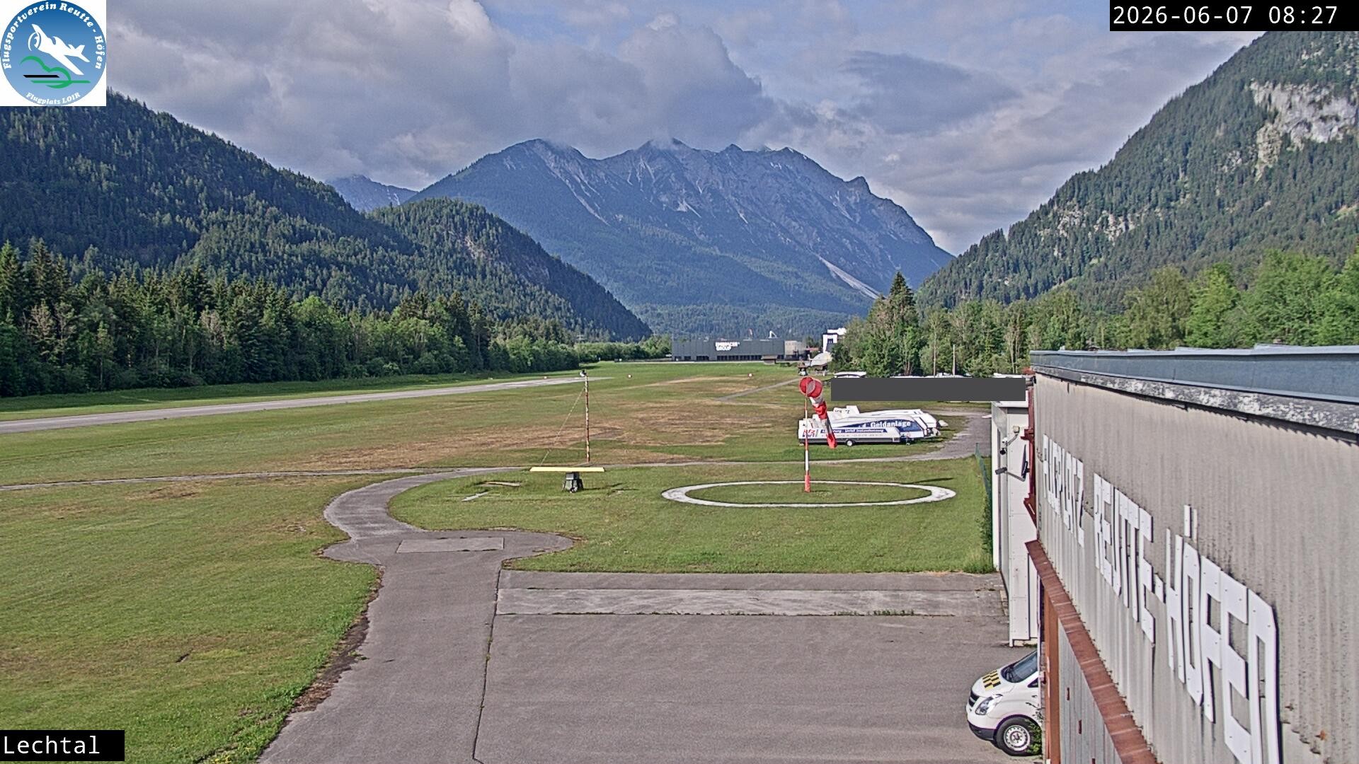 Archiv Foto Webcam Flugplatz Höfen, Tirol