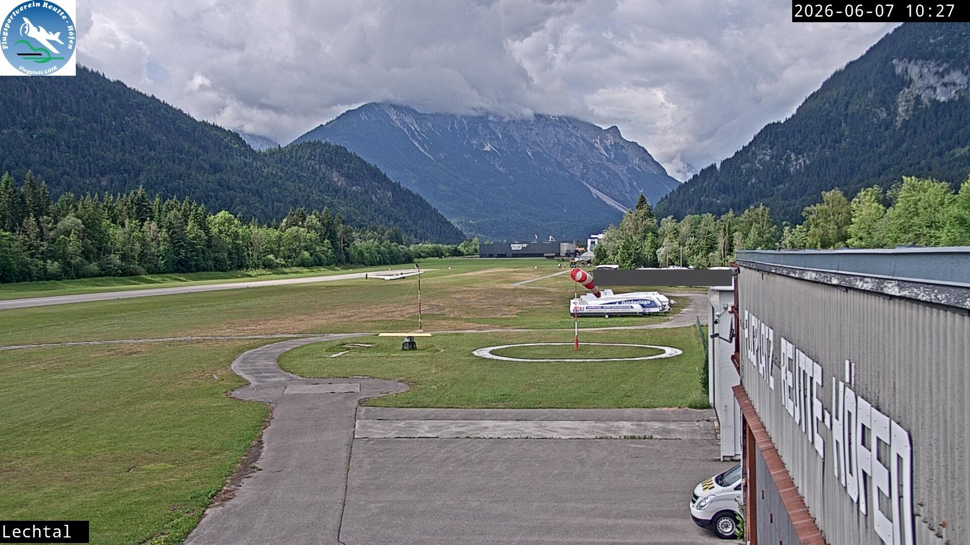 Archiv Foto Webcam Flugplatz Höfen, Tirol
