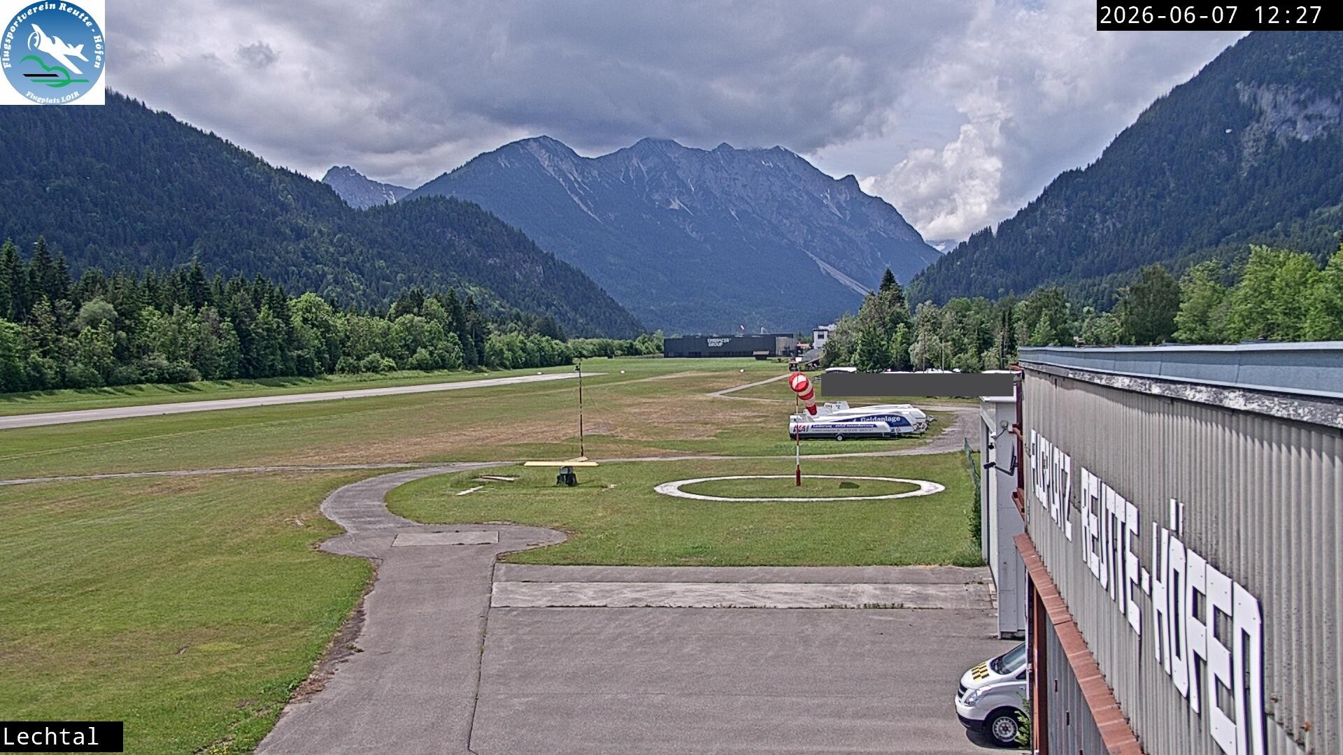 Archiv Foto Webcam Flugplatz Höfen, Tirol