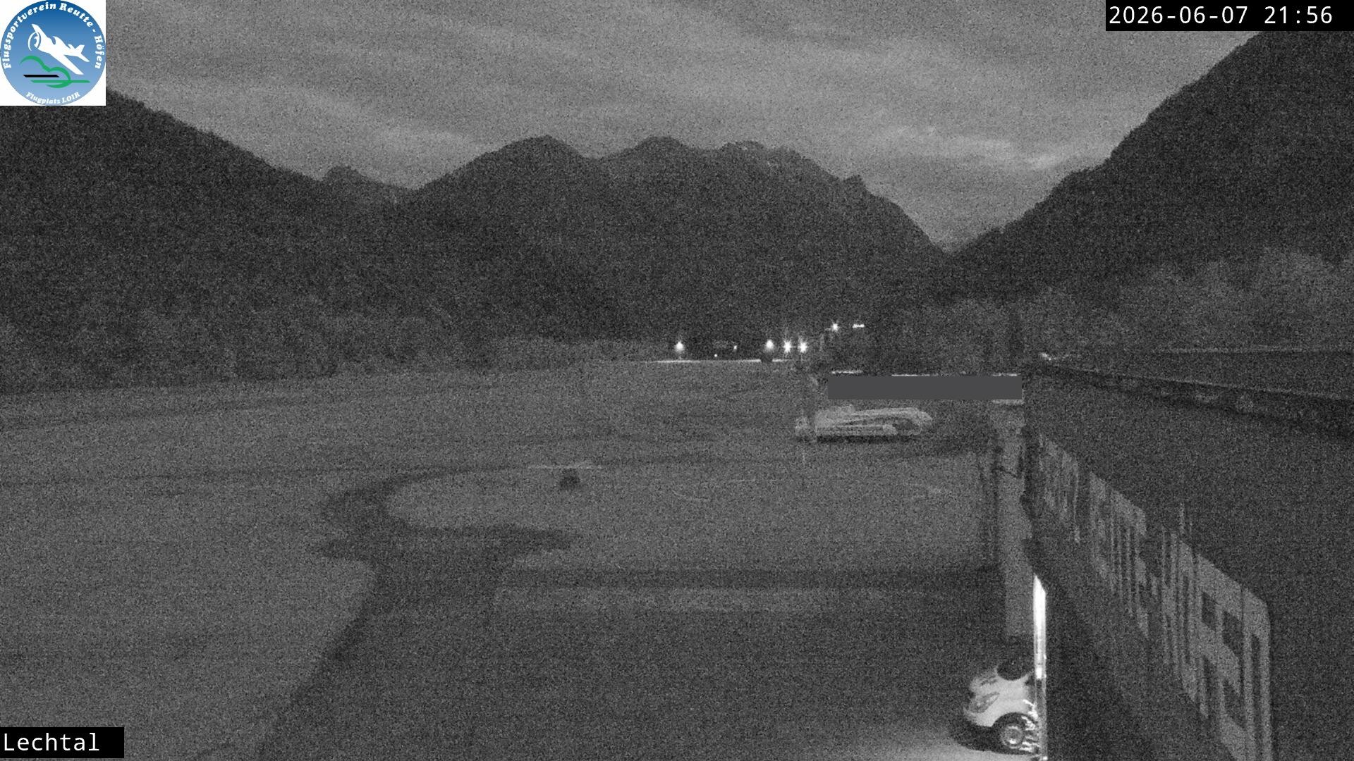 Archiv Foto Webcam Flugplatz Höfen, Tirol