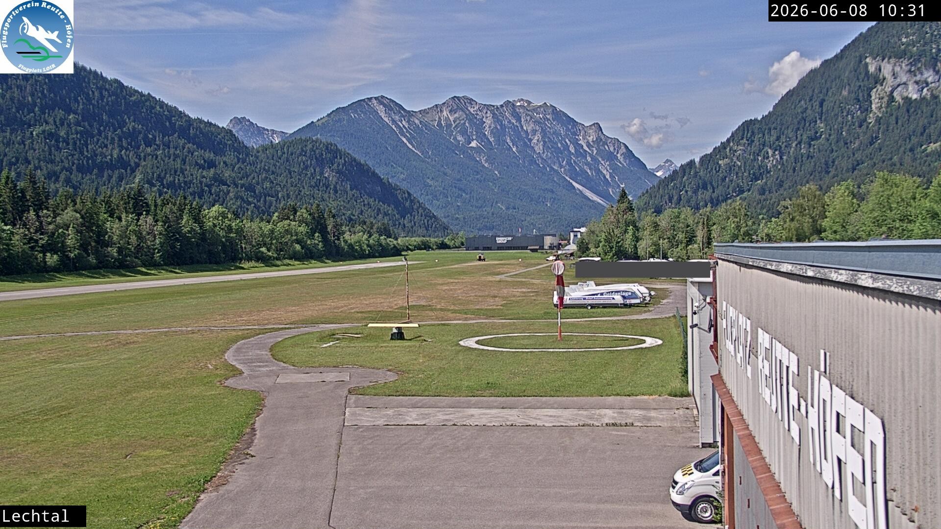 Archived image Webcam Hoefen airport, Tyrol