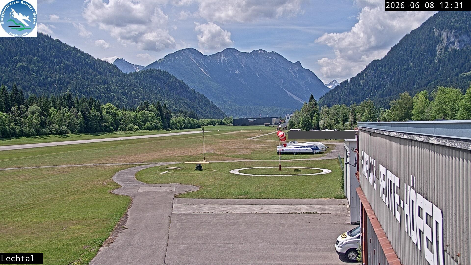 Archiv Foto Webcam Flugplatz Höfen, Tirol