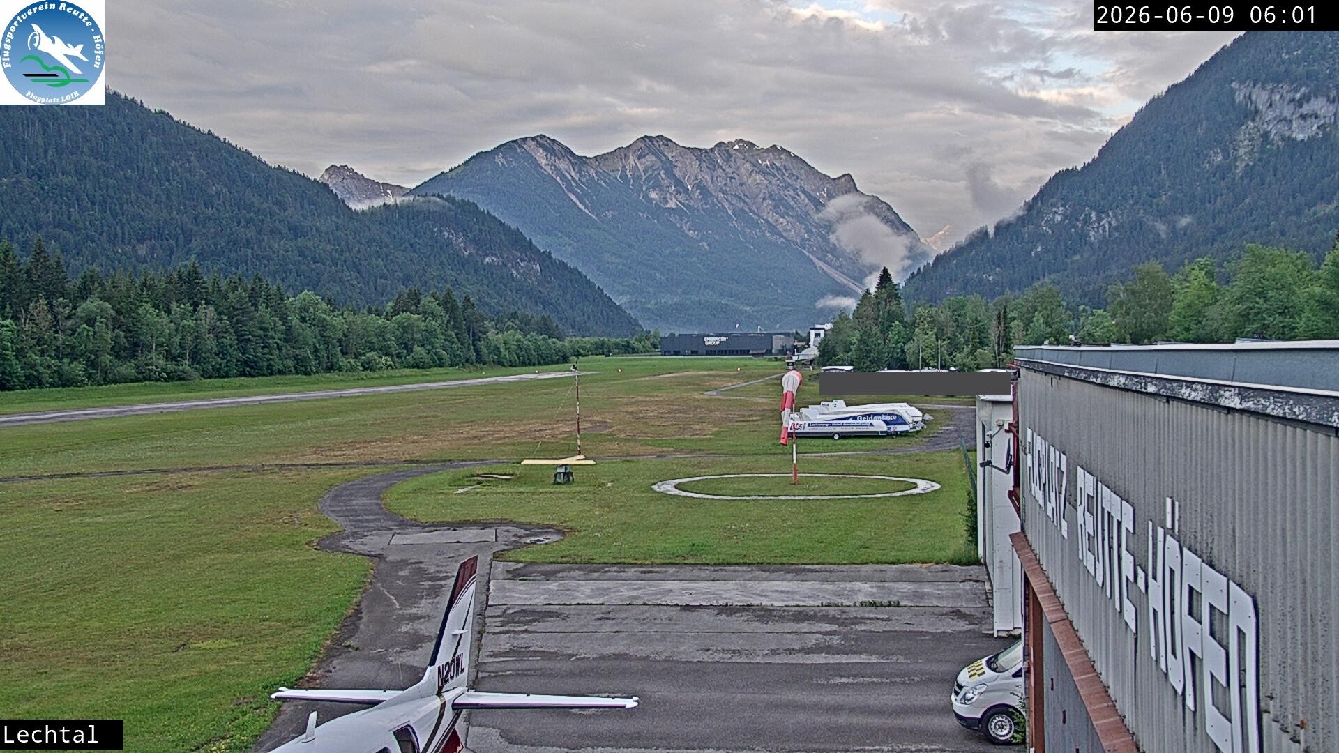 Archiv Foto Webcam Flugplatz Höfen, Tirol