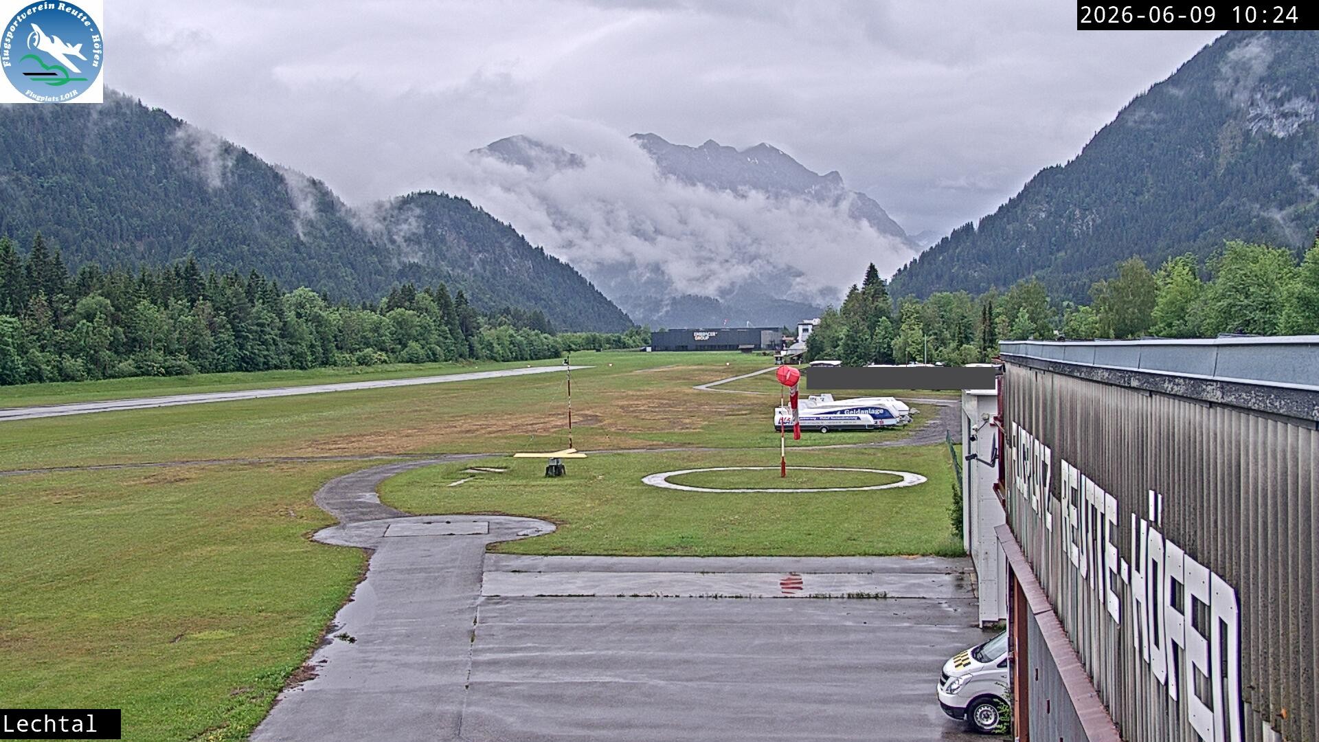 Archiv Foto Webcam Flugplatz Höfen, Tirol