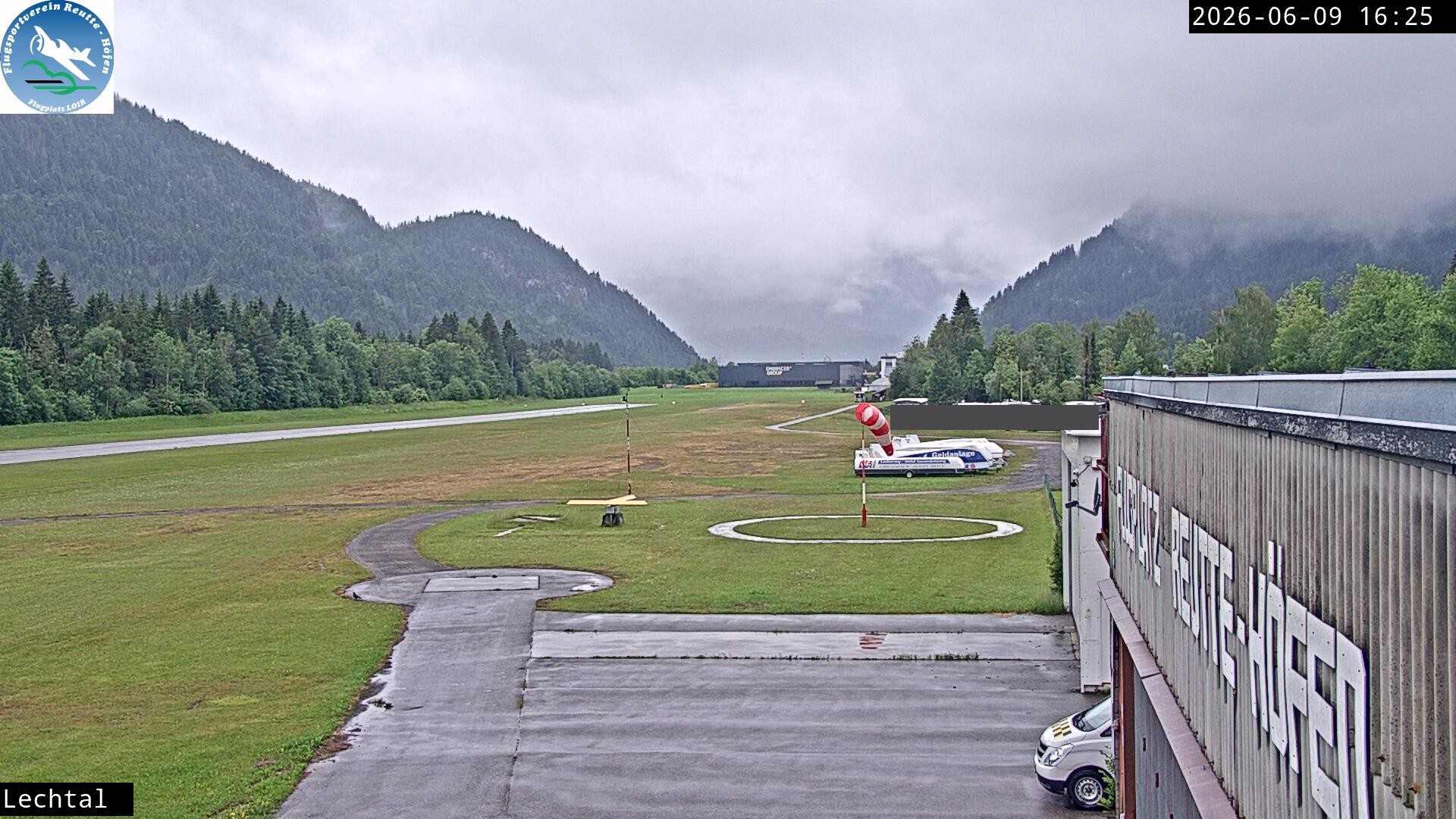 Archiv Foto Webcam Flugplatz Höfen, Tirol