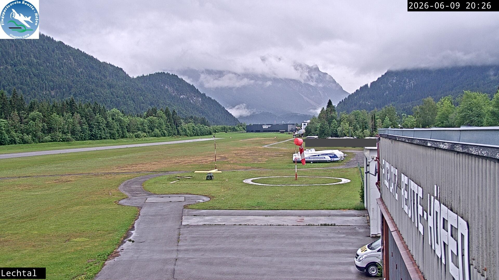 Archiv Foto Webcam Flugplatz Höfen, Tirol