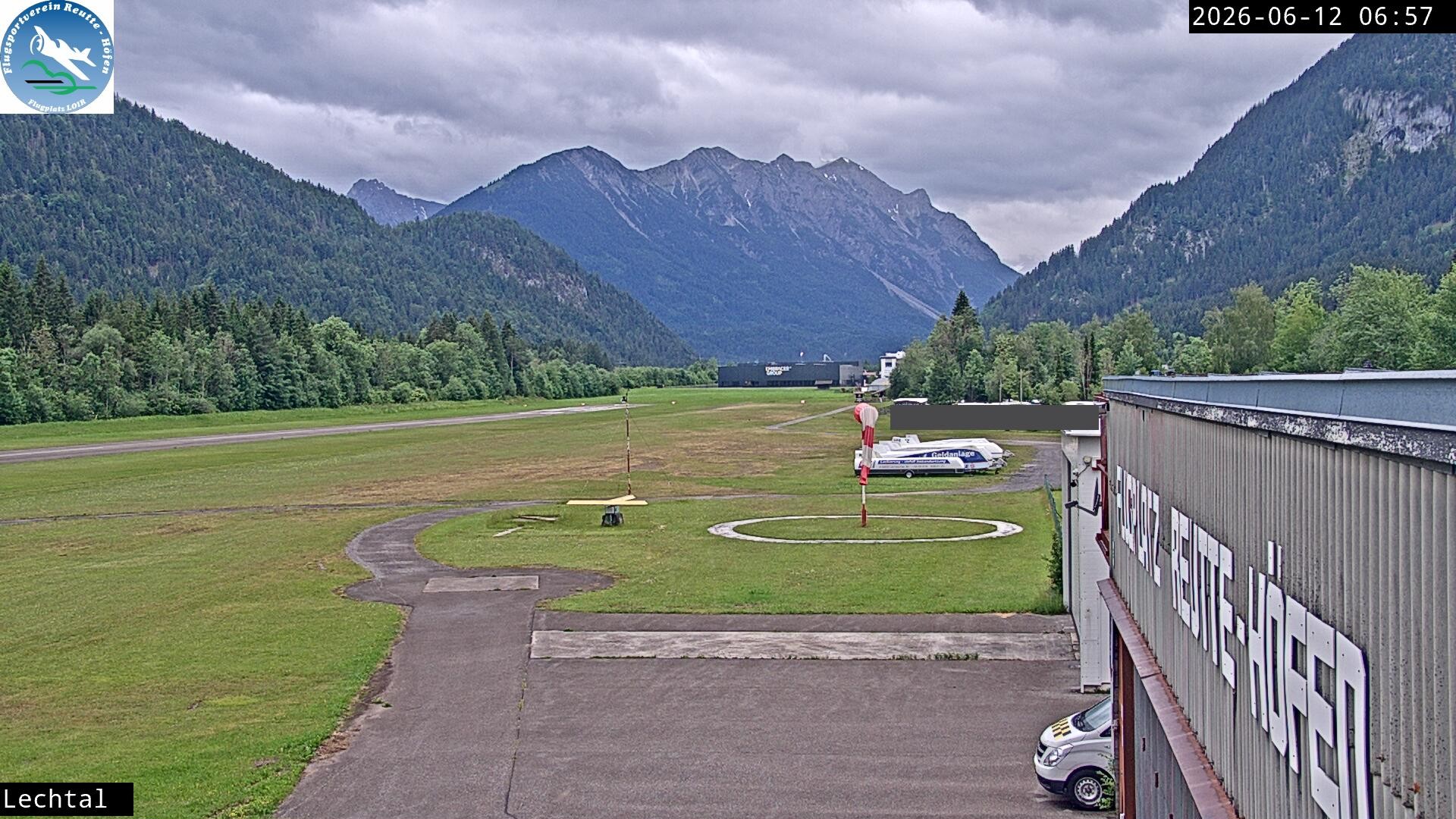 Archiv Foto Webcam Flugplatz Höfen, Tirol