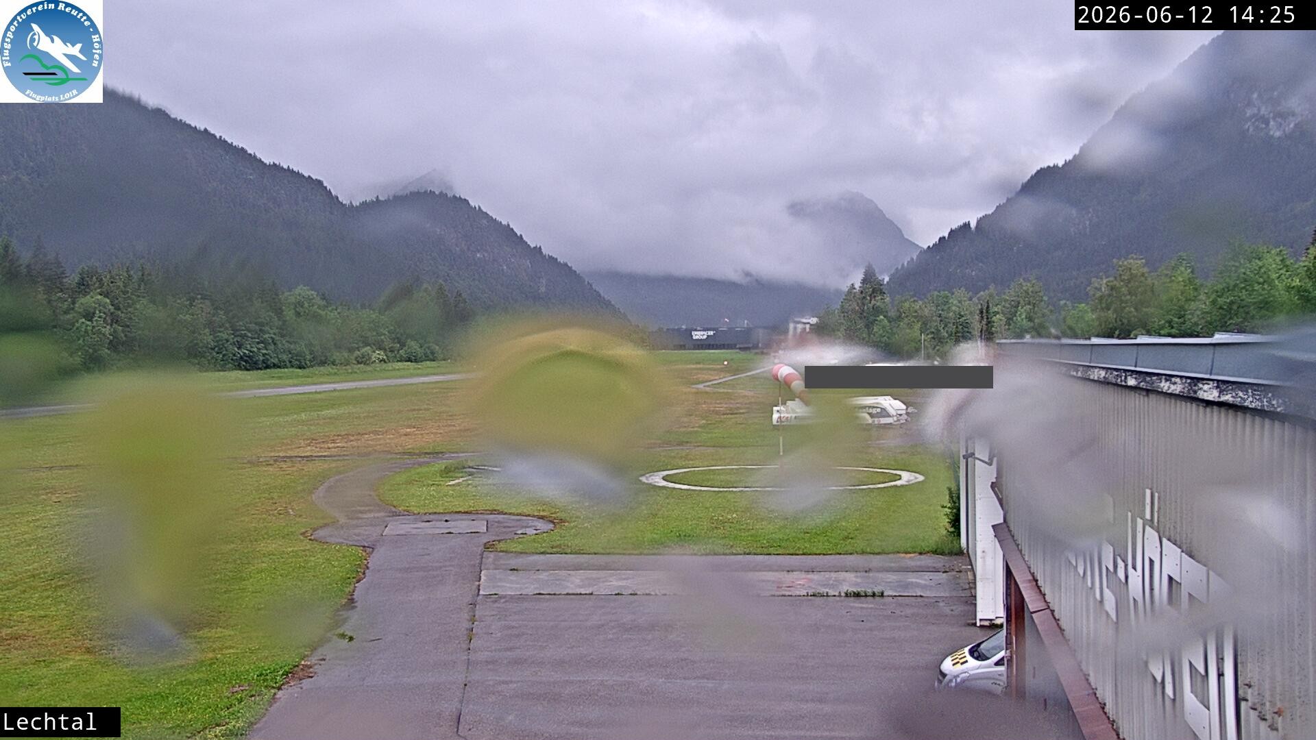 Archiv Foto Webcam Flugplatz Höfen, Tirol