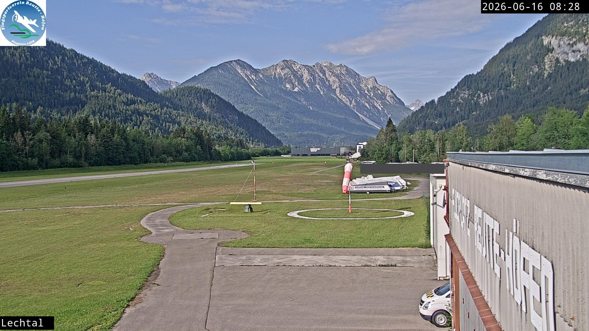 Archiv Foto Webcam Flugplatz Höfen, Tirol
