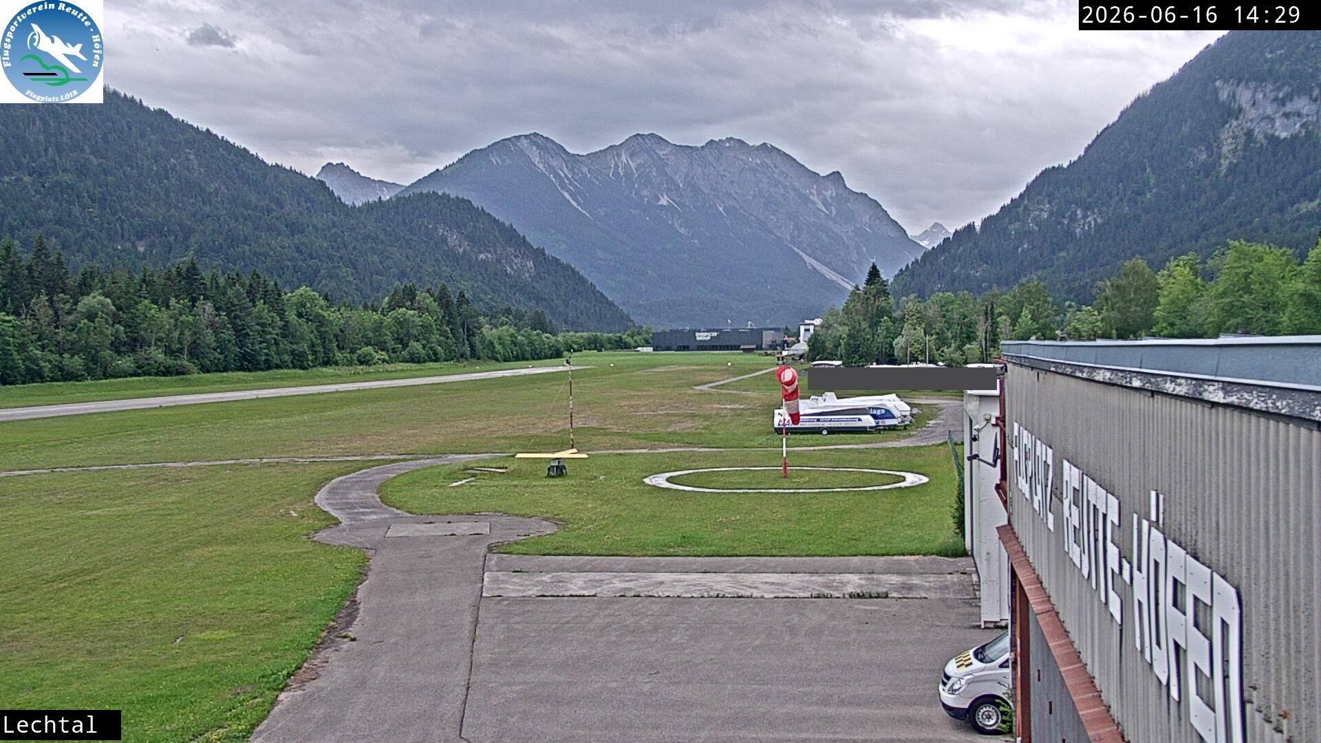 Archiv Foto Webcam Flugplatz Höfen, Tirol