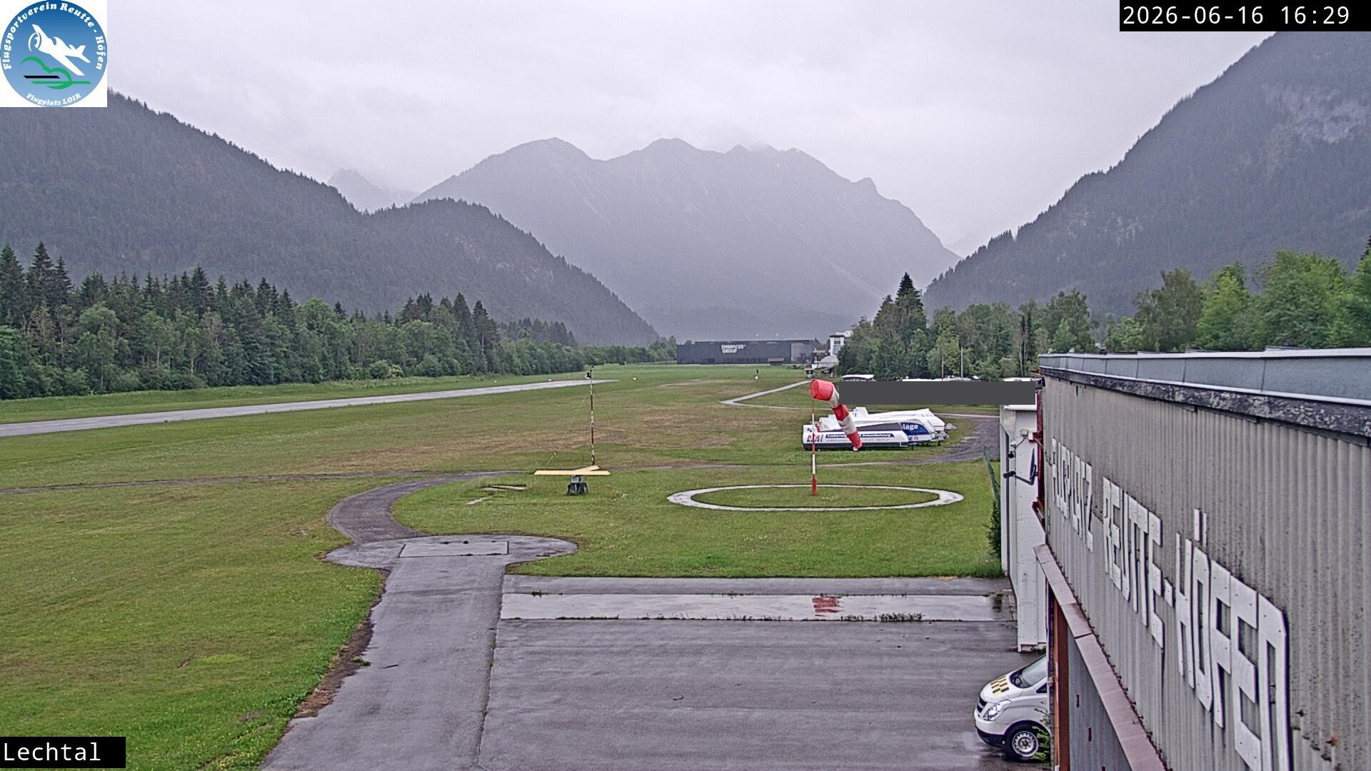 Archiv Foto Webcam Flugplatz Höfen, Tirol