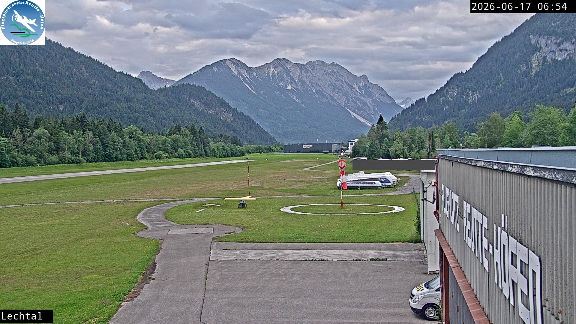 Archiv Foto Webcam Flugplatz Höfen, Tirol