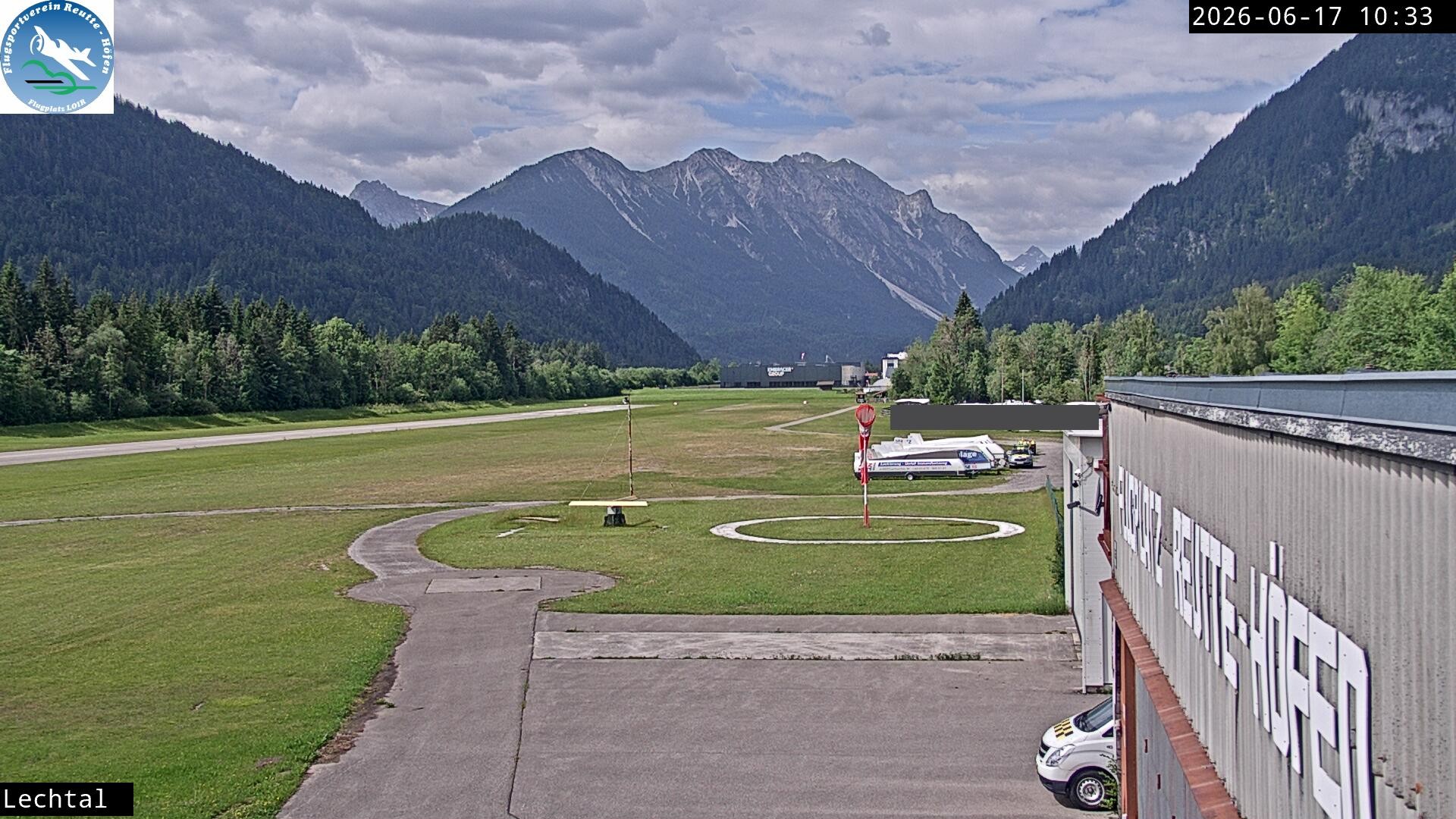 Archiv Foto Webcam Flugplatz Höfen, Tirol