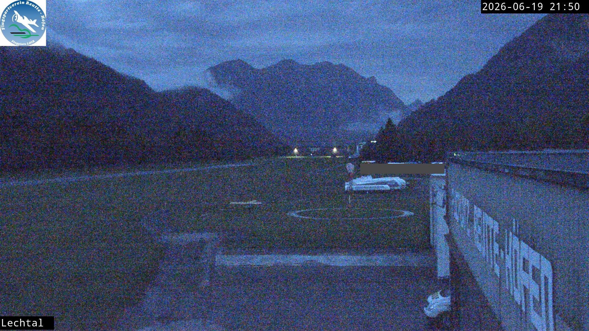 Archiv Foto Webcam Flugplatz Höfen, Tirol