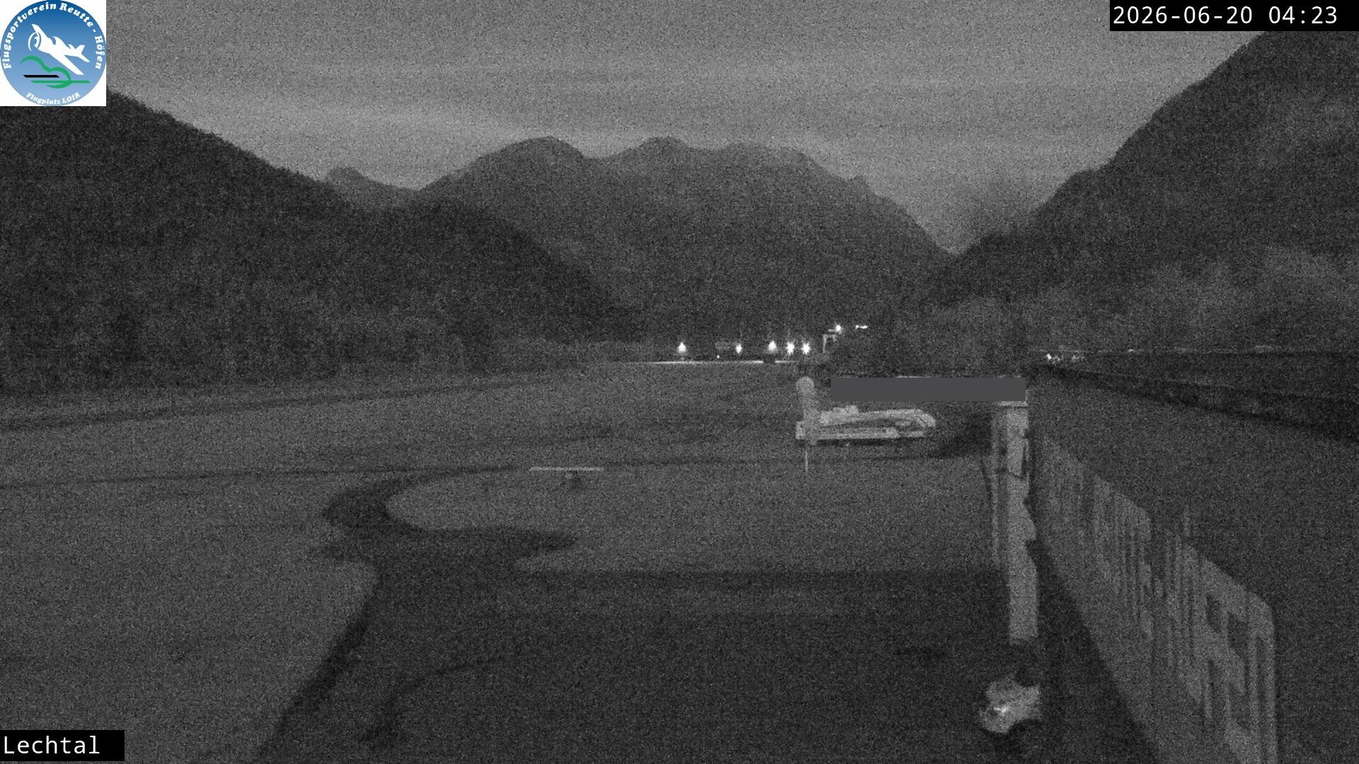 Archiv Foto Webcam Flugplatz Höfen, Tirol