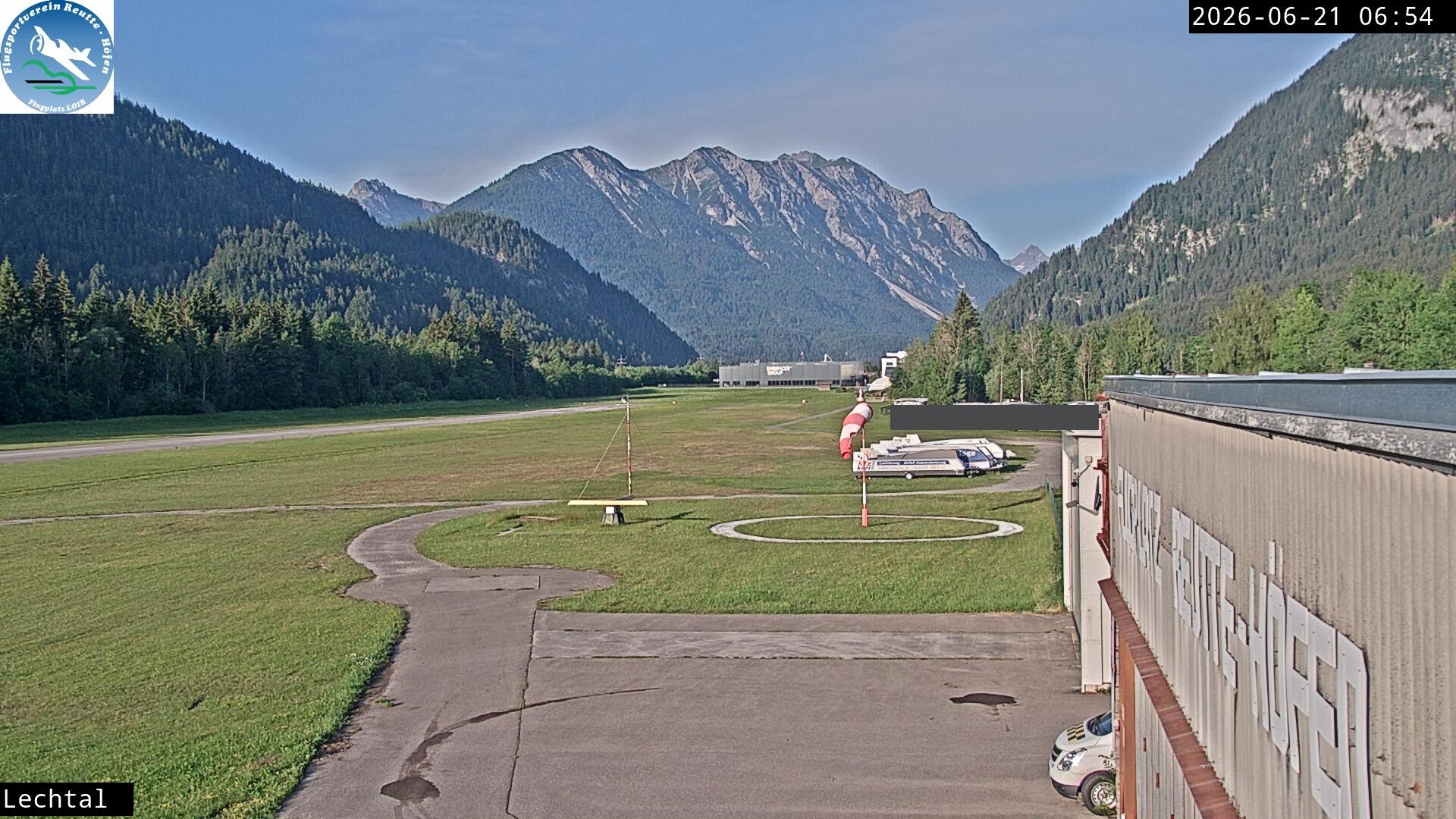 Archiv Foto Webcam Flugplatz Höfen, Tirol